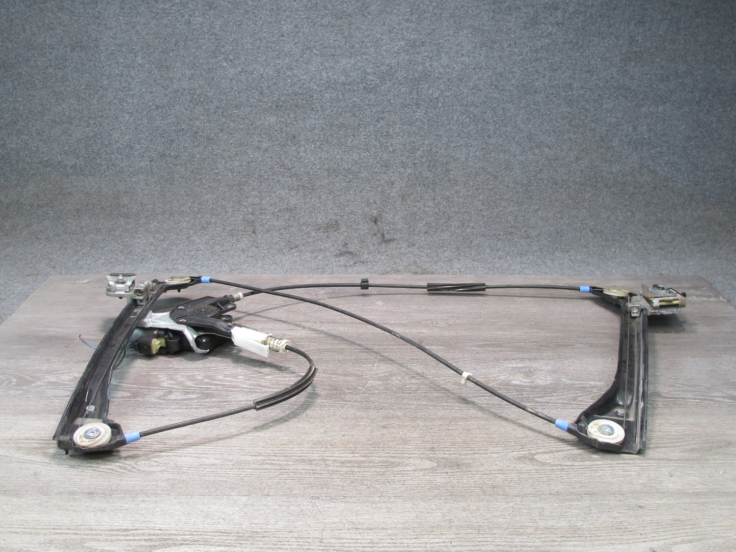 01-06 BMW E46 M3 Coupe Convertible Front Left Side Window Regulator W/ Motor