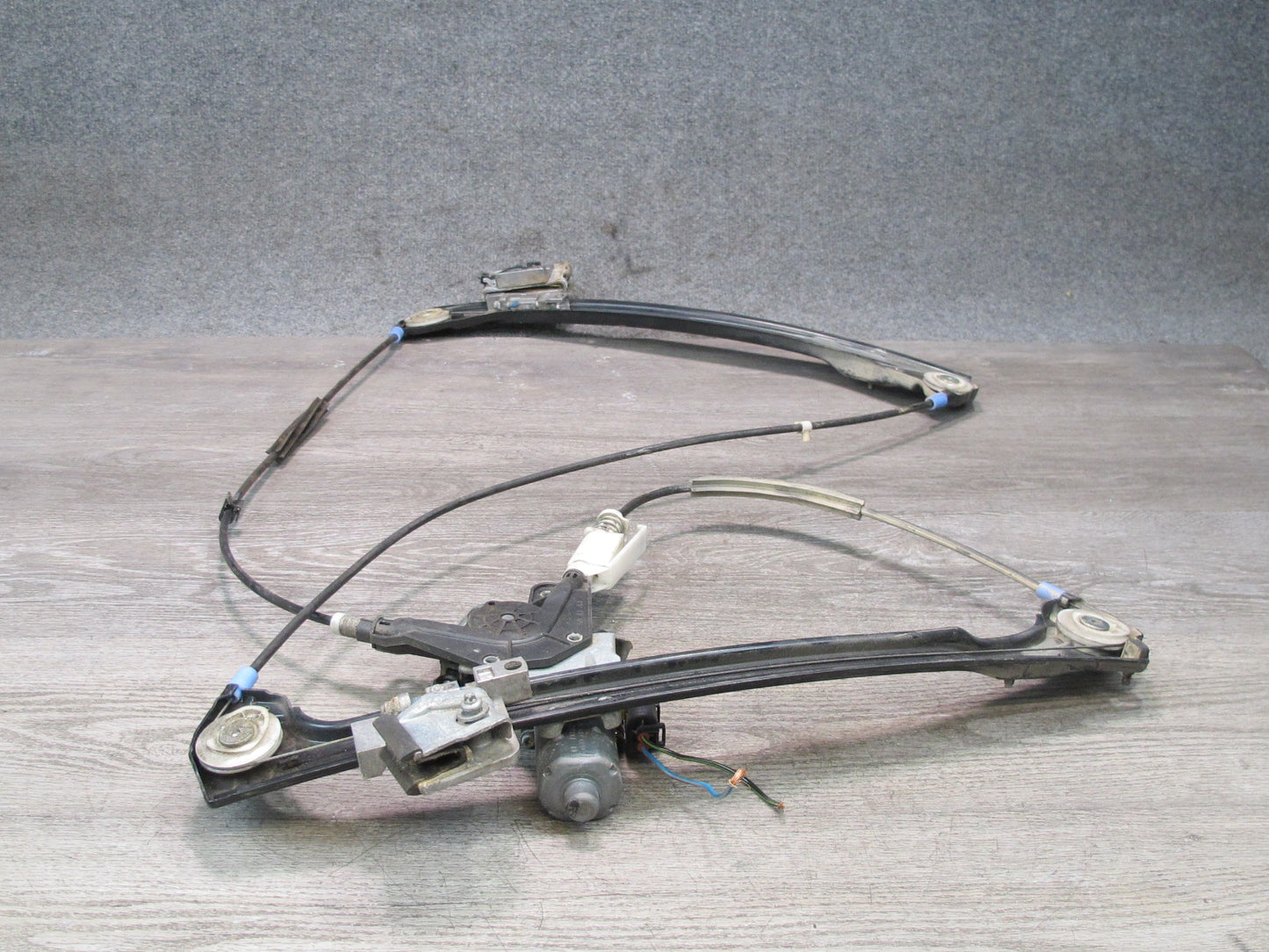 01-06 BMW E46 M3 Coupe Convertible Front Left Side Window Regulator W/ Motor