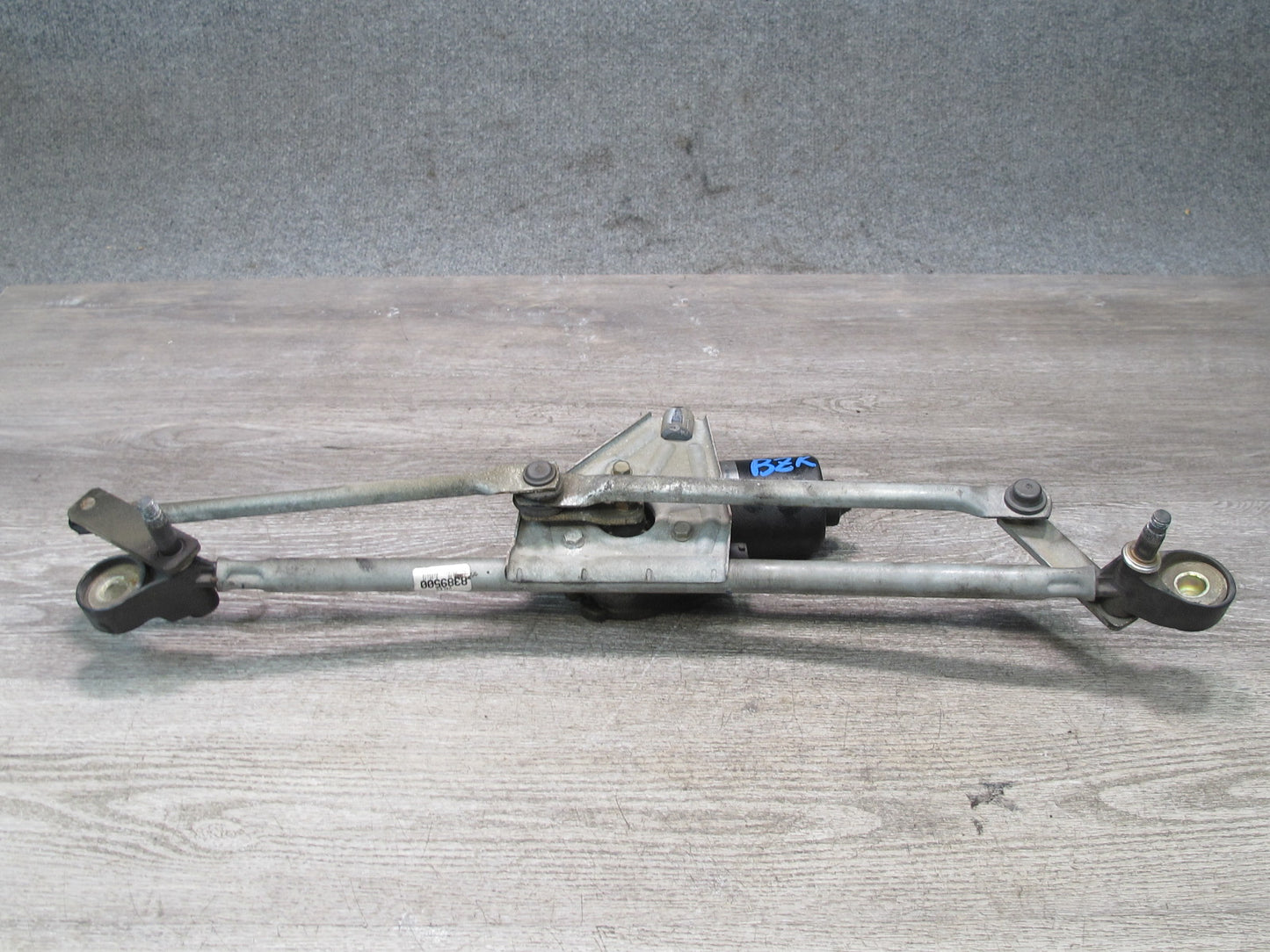 96-02 BMW E36/7 Z3 Windshield Wiper Transmission Linkage w Motor OEM