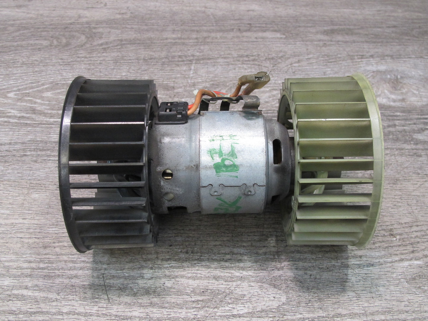 00-02 BMW E36/7 Z3 AC Heater Blower Motor Fan OEM