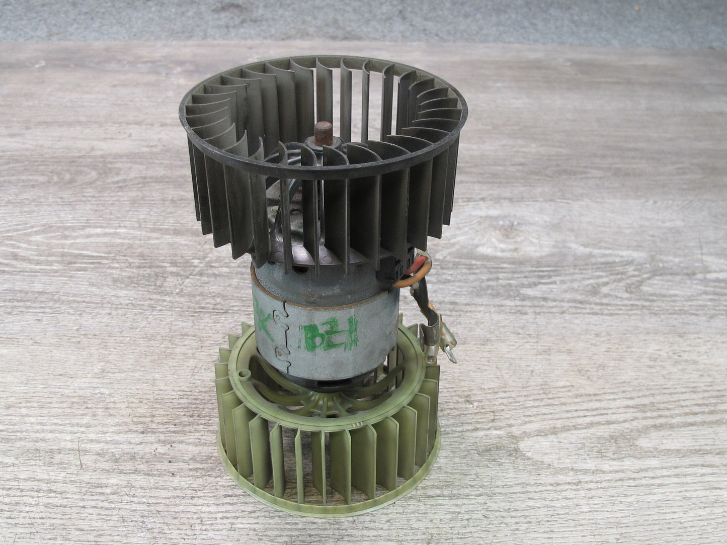 00-02 BMW E36/7 Z3 AC Heater Blower Motor Fan OEM
