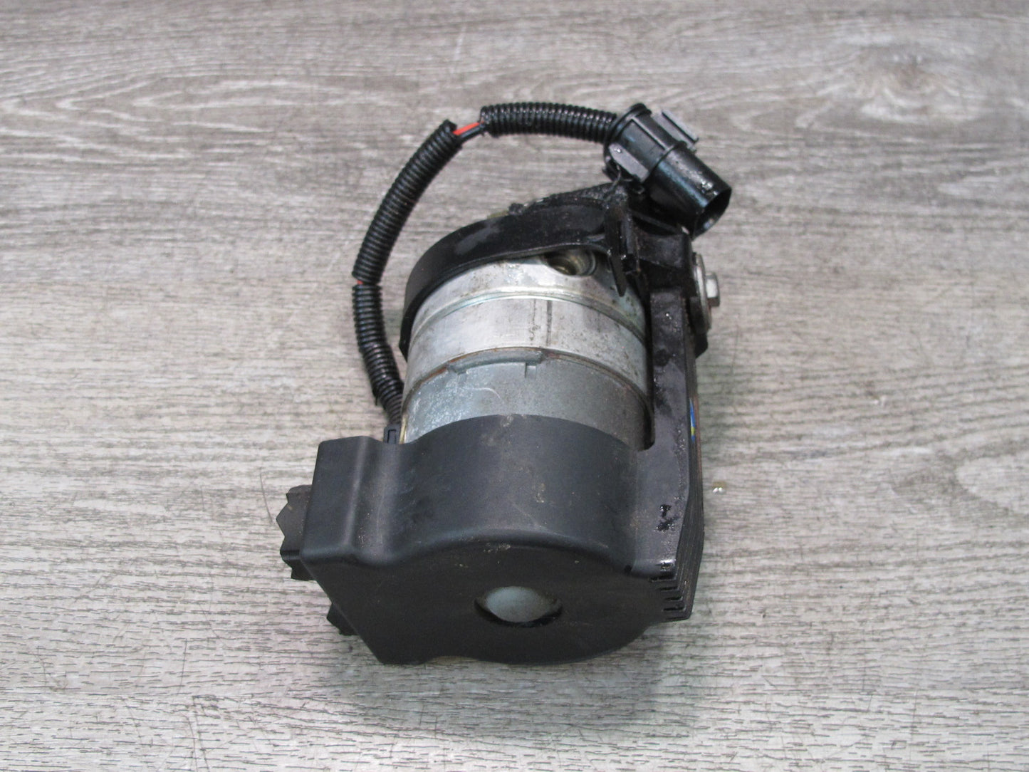 99-01 BMW E36/7 Z3 Hydraulic DSC Compressor Vacuum Pump OEM