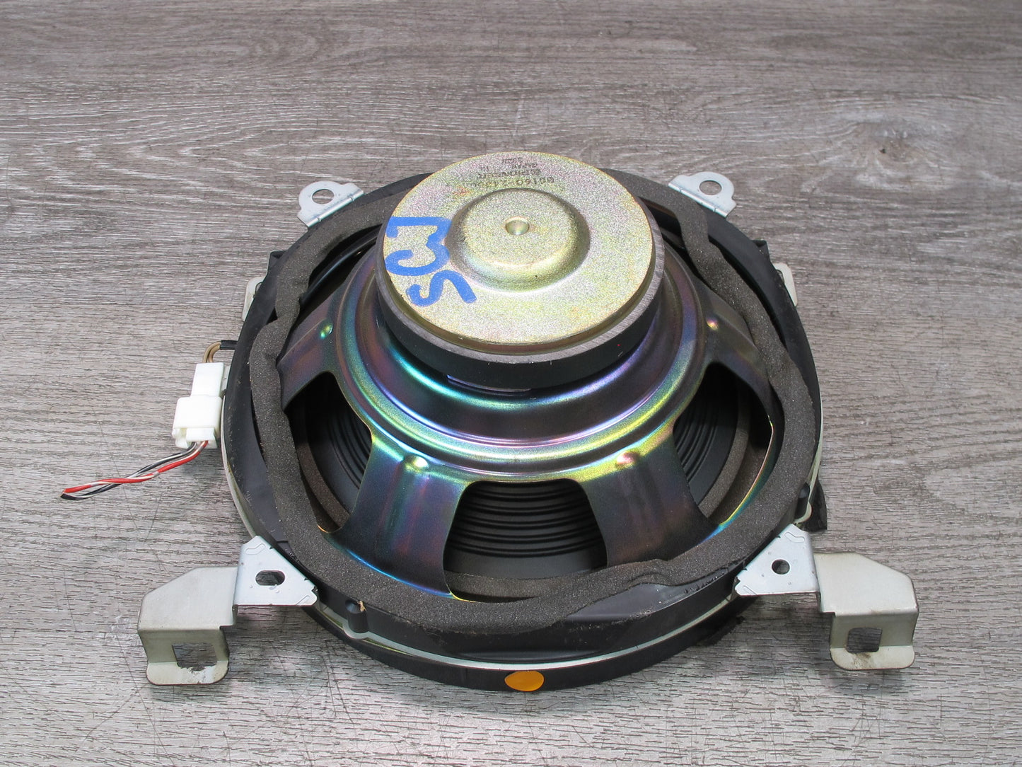 92-00 Lexus JZZ31L SC400 SC300 Rear Subwoofer Speaker 86160-24300 OEM