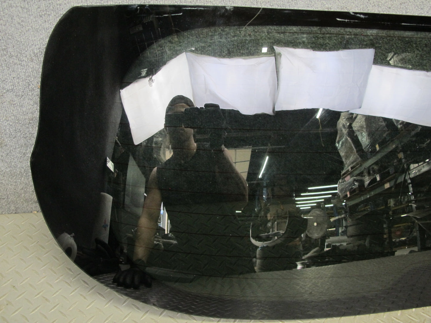 2014-2015 Infiniti QX60 Rear Trunk Lid Tailgate Liftgate Hatch Glass Window