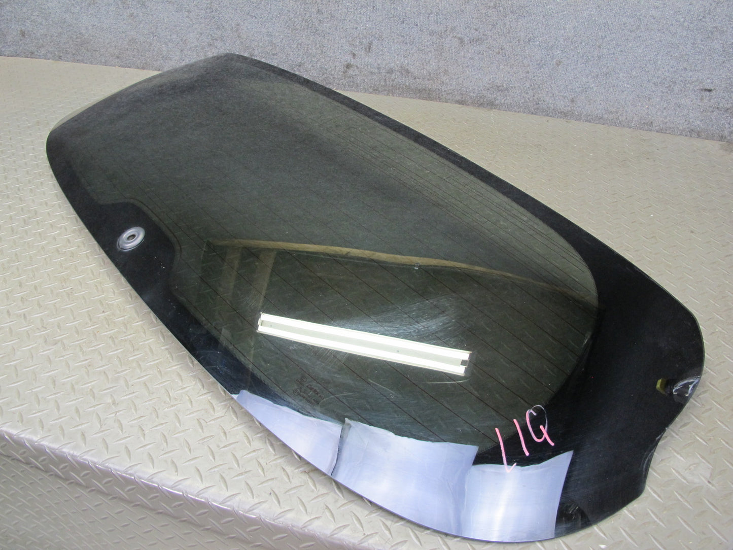 2014-2015 Infiniti QX60 Rear Trunk Lid Tailgate Liftgate Hatch Glass Window