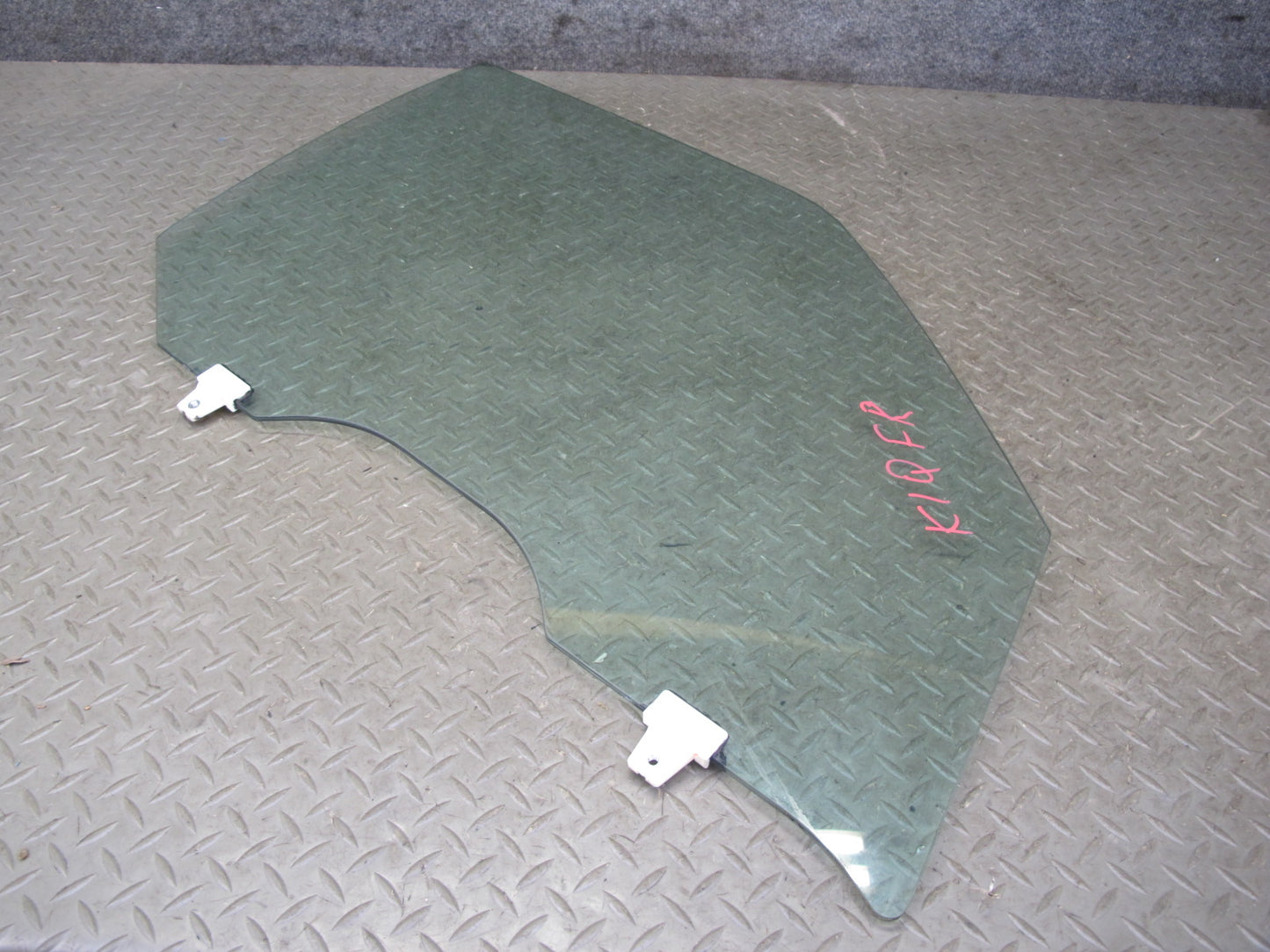 2011-2020 Infiniti QX56 QX80 Front Right Passenger Side Door Glass Window