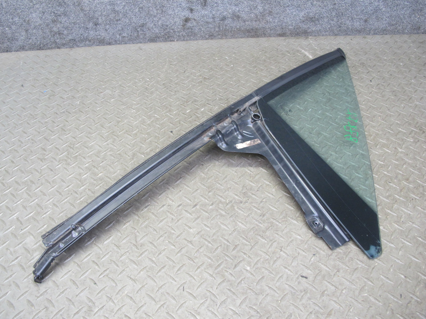 96-02 BMW E36/7 Z3 Roadster Front Right Passenger Door Fixed Glass OEM