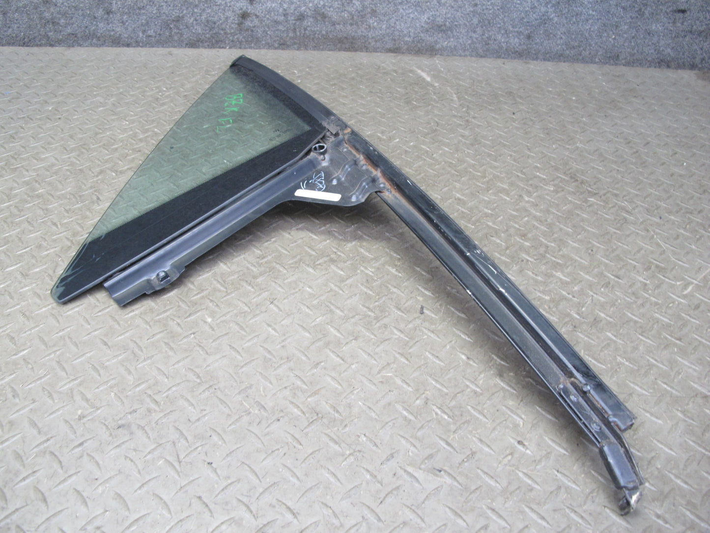 96-02 BMW E36/7 Z3 Roadster Front Left Driver Door Fixed Glass OEM