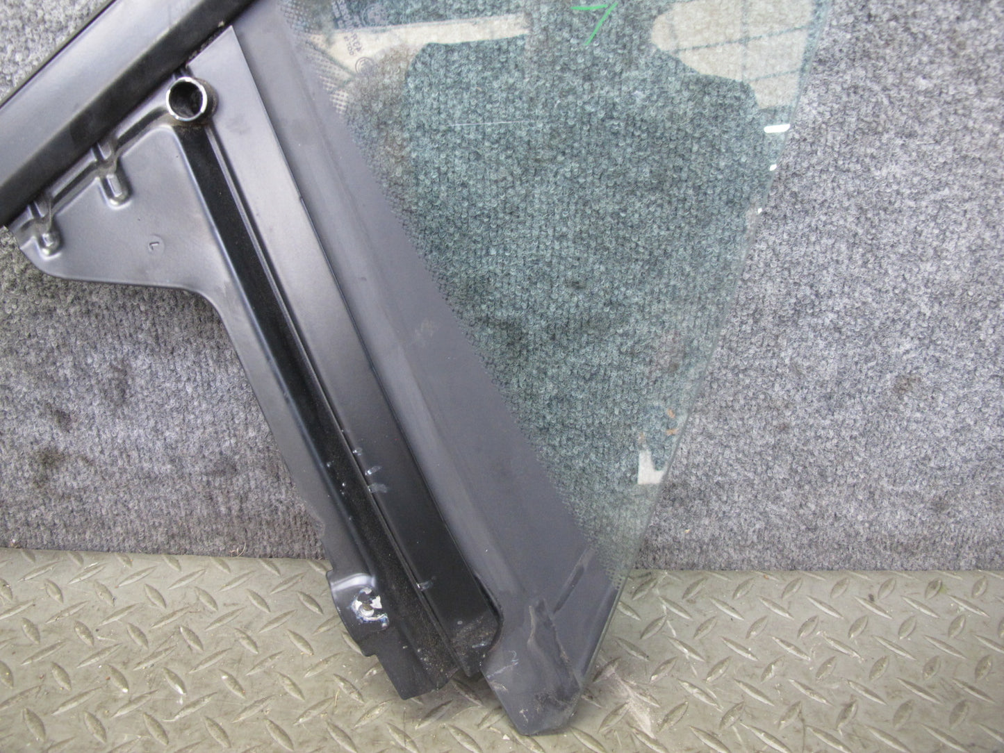 96-02 BMW E36/7 Z3 Roadster Front Left Driver Door Fixed Glass OEM