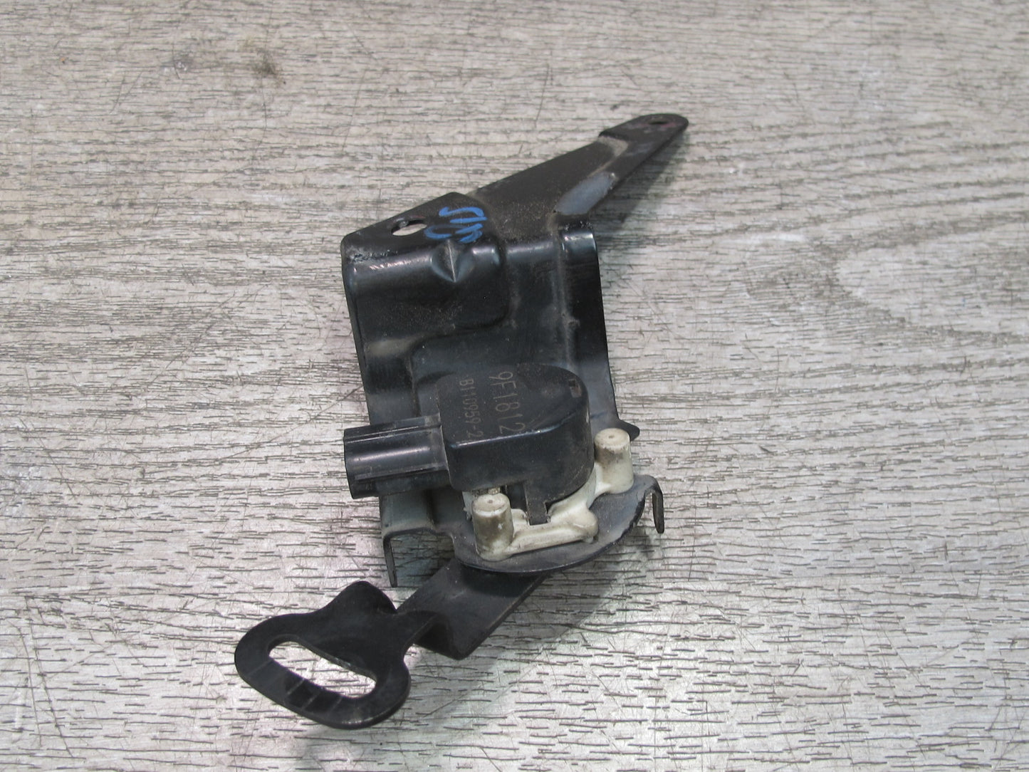 10-15 Lexus IS350 IS250 Front Left Suspension Height Level Sensor OEM