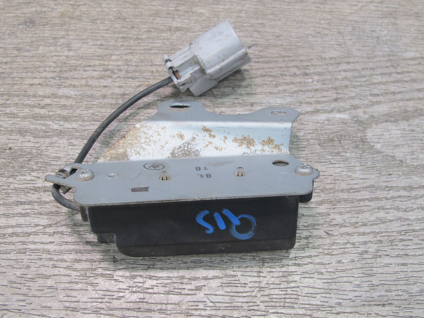 10-15 Lexus IS350 IS250 Convertible Rear Left TPMS Tire Pressure Sensor OEM