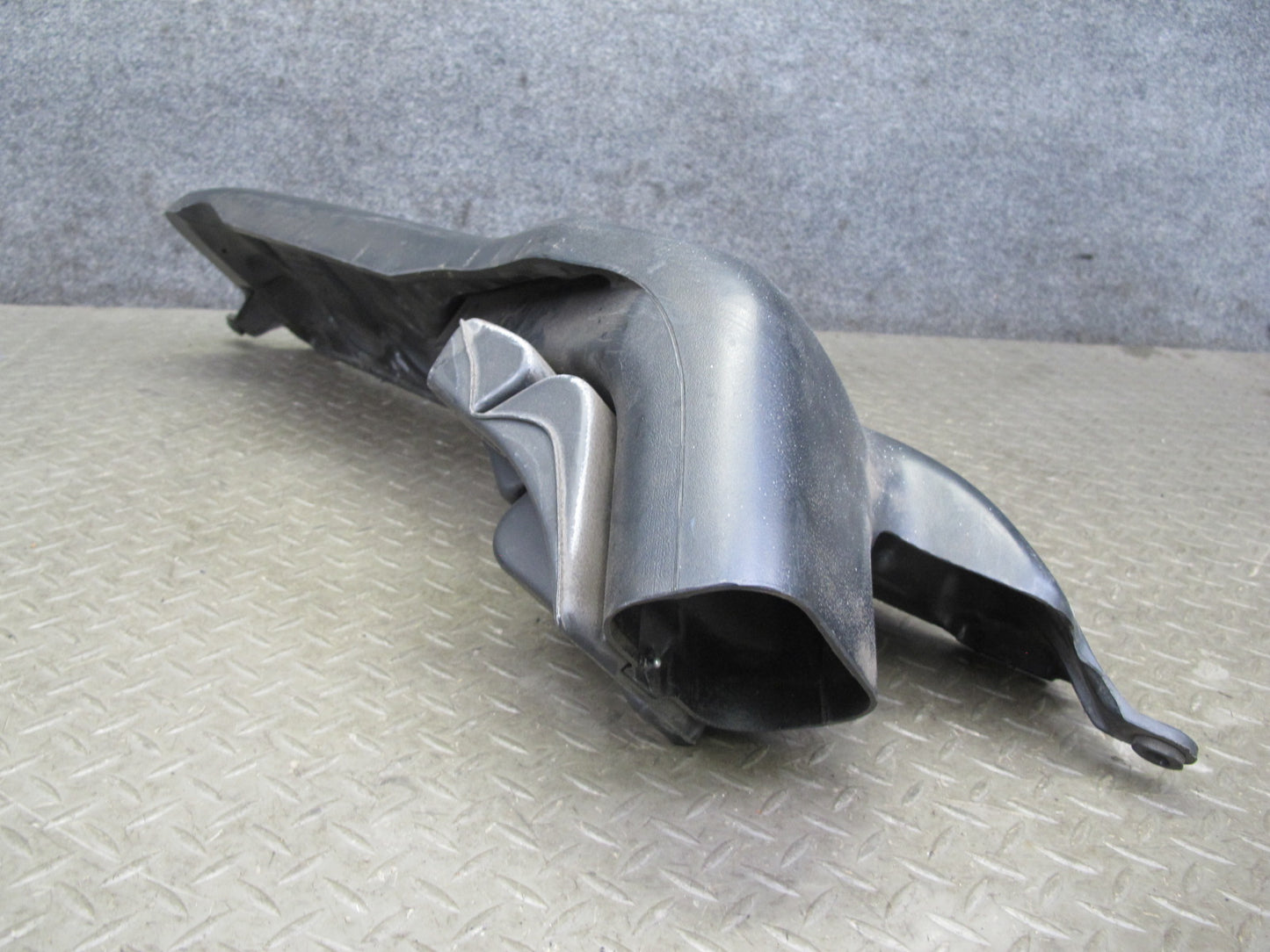 01-06 Lexus UCF30L LS430 Air Intake Duct Pipe Vent Tube 17750-50030 OEM