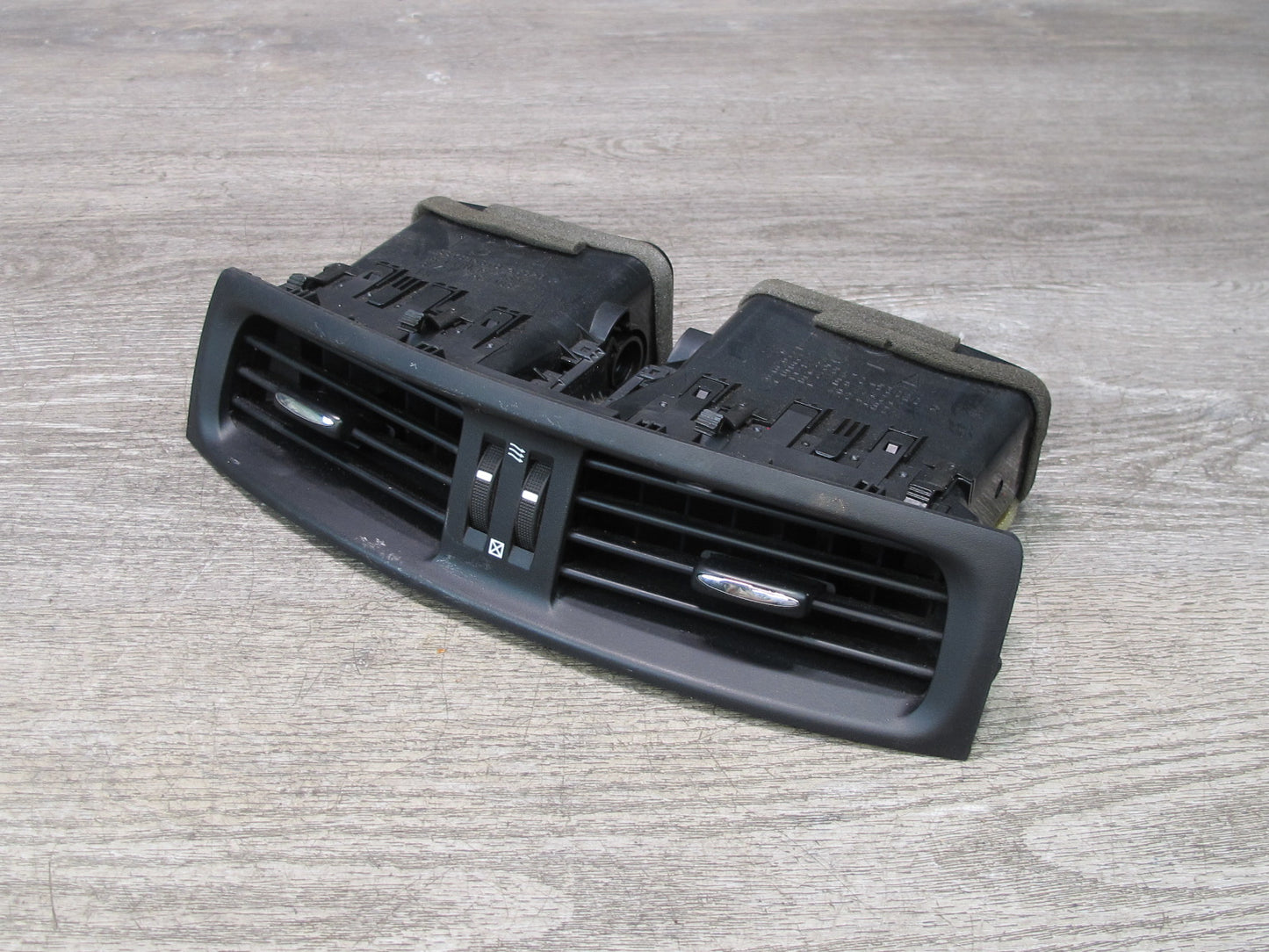 09-10 Lexus GSE20L IS350 IS250 Dash Center Air Vent Grille Black 55670-53020 OEM