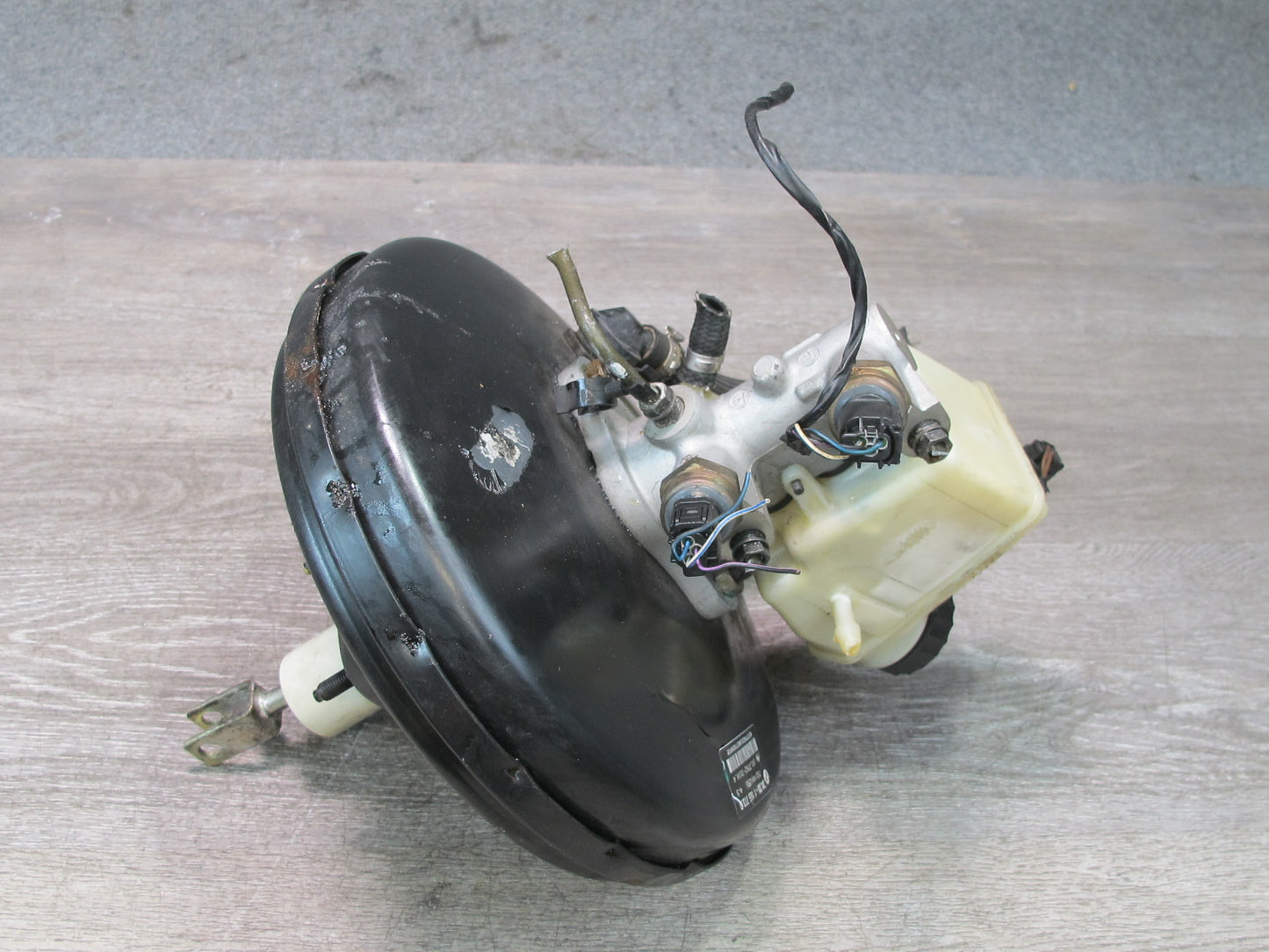 01-02 BMW E36/7 Z3 M54 DSC Brake Master Cylinder Booster Fluid Reservoir OEM