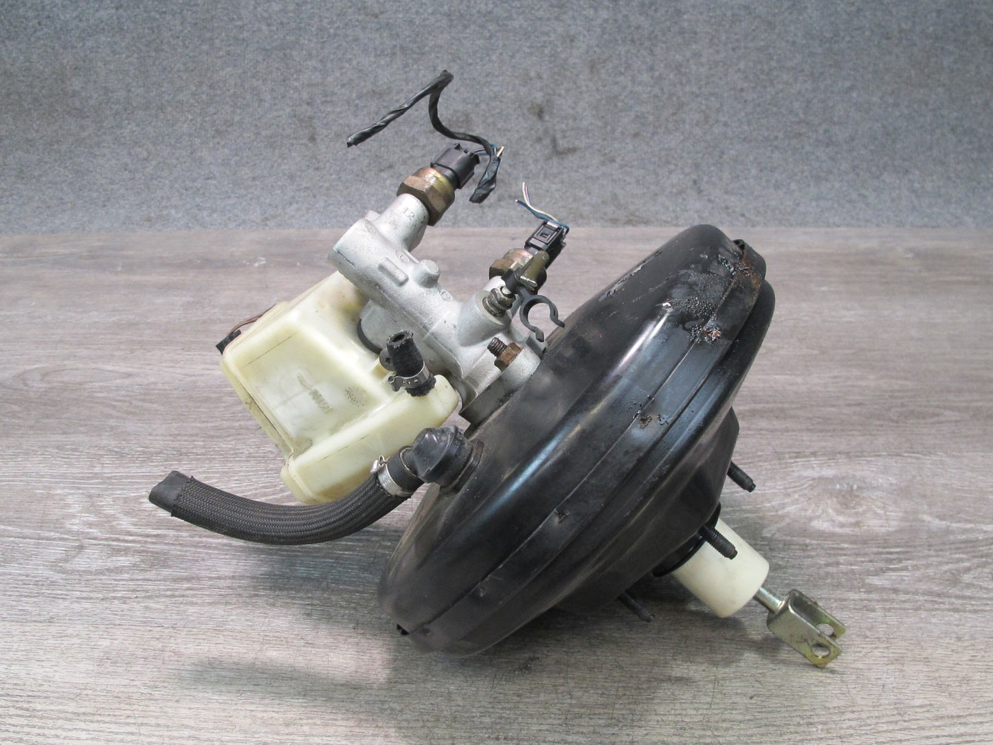 01-02 BMW E36/7 Z3 M54 DSC Brake Master Cylinder Booster Fluid Reservoir OEM