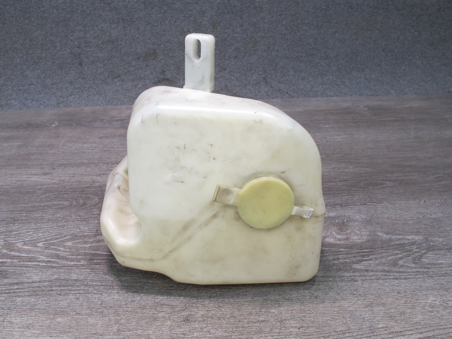 99-02 BMW E36/7 Z3 Windshied Washer Fluid Reservoir Tank w Pump OEM