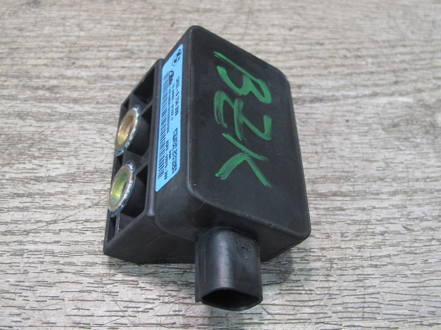 01-02 BMW E36/7 Z3 YAW Turn Rate Acceleration Speed Sensor 6754289 OEM