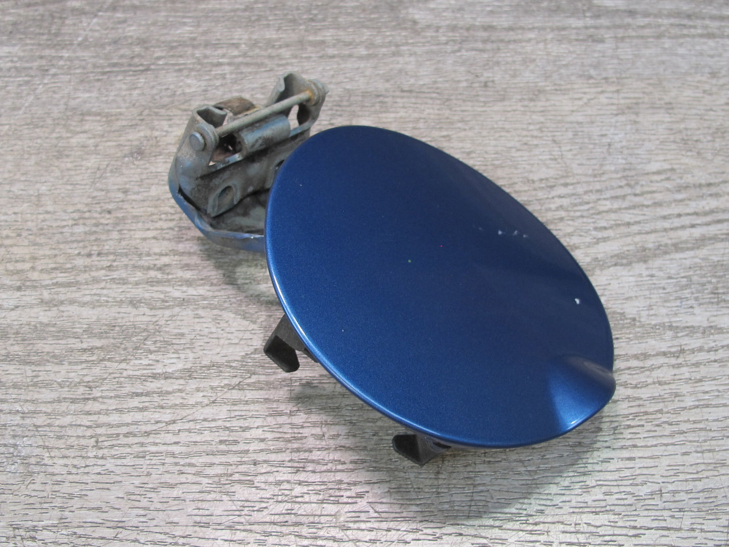 00-02 BMW E36/7 Z3 Roadster Fuel Lid Door Cover Topas Blue OEM