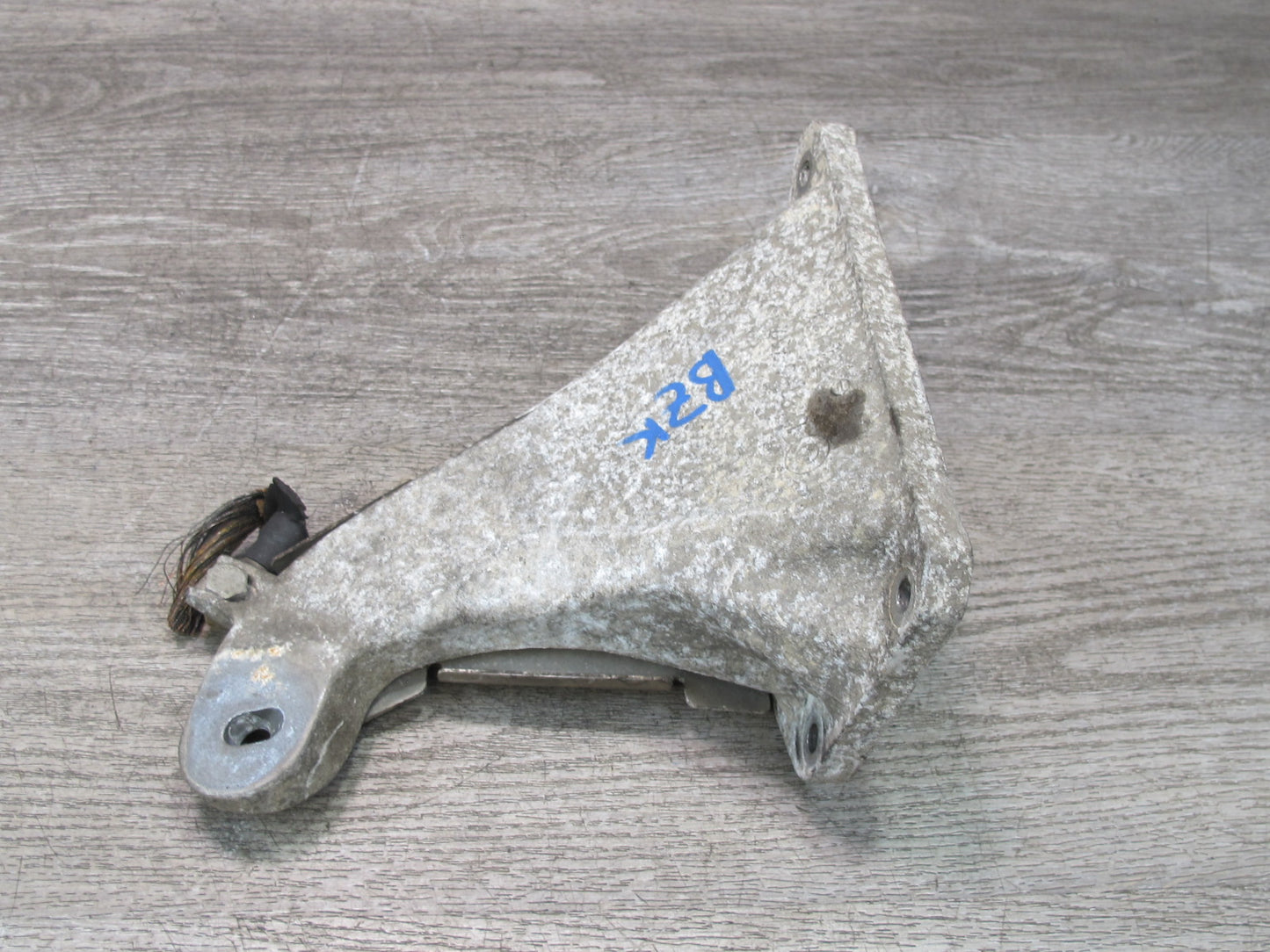 01-02 BMW E36/7 Z3 M54 2.5L 3.0L Set of 2 Left & Right Engine Motor Mount OEM