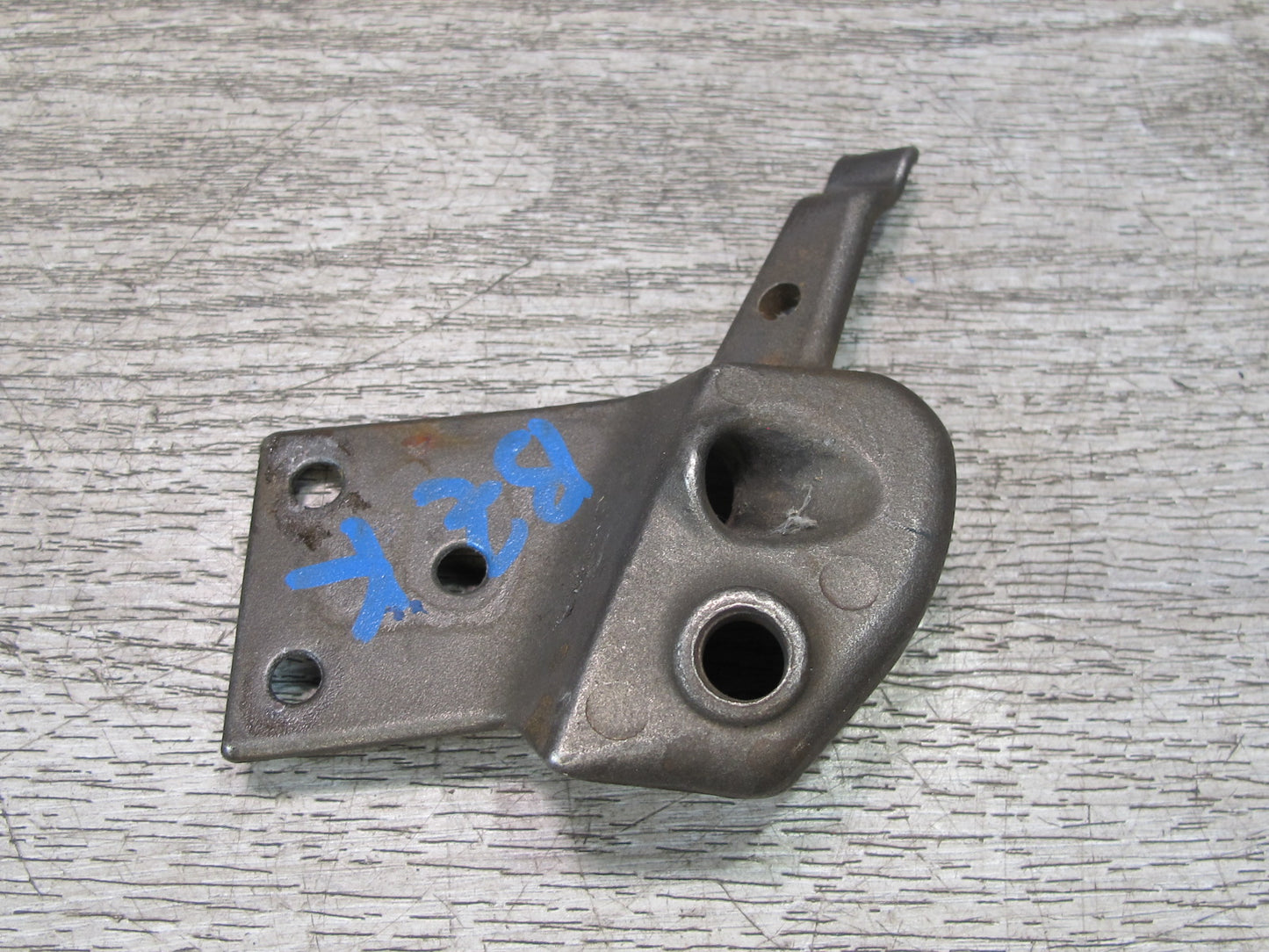 96-02 BMW E36/7 Z3 Roadster Set of 2 Right & Left TOP Base Plate OEM