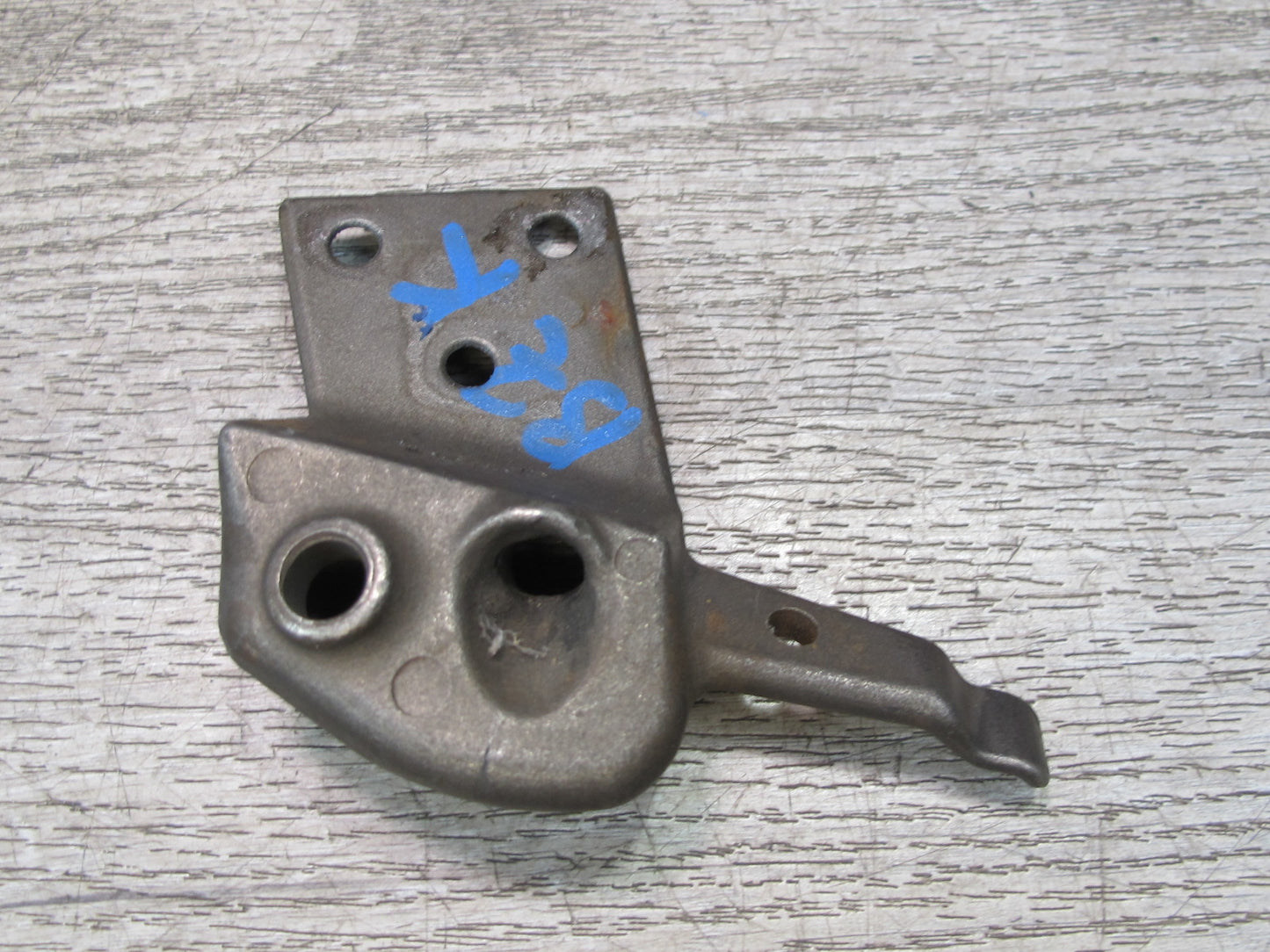 96-02 BMW E36/7 Z3 Roadster Set of 2 Right & Left TOP Base Plate OEM