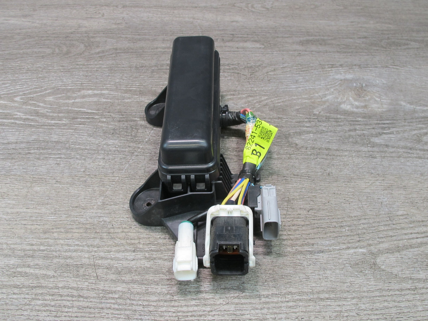 10-15 Lexus IS350 IS250 Convertible Rear Trunk Relay Fuse Junction Box OEM