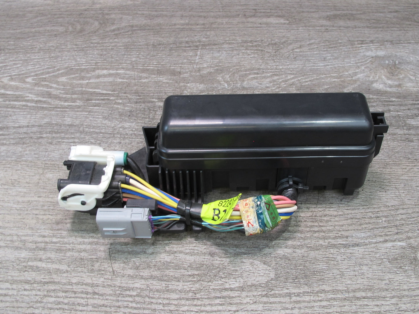 10-15 Lexus IS350 IS250 Convertible Rear Trunk Relay Fuse Junction Box OEM