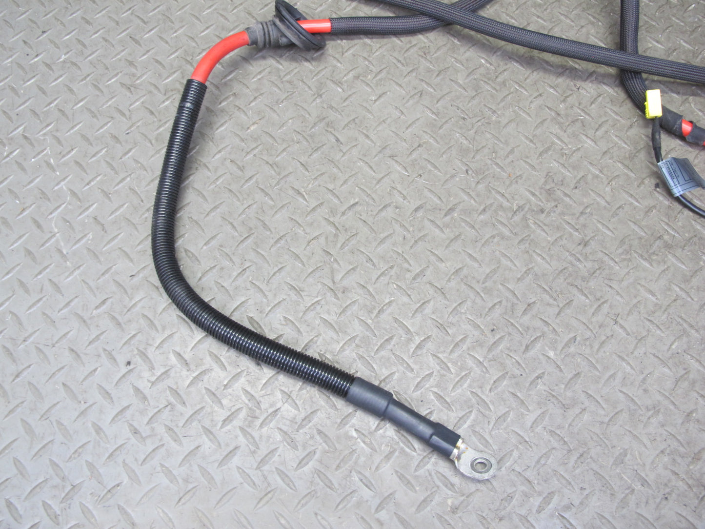 00-02 BMW E36/7 Z3 M52 M54 Battery Positive Terminal Cable 8385990 OEM
