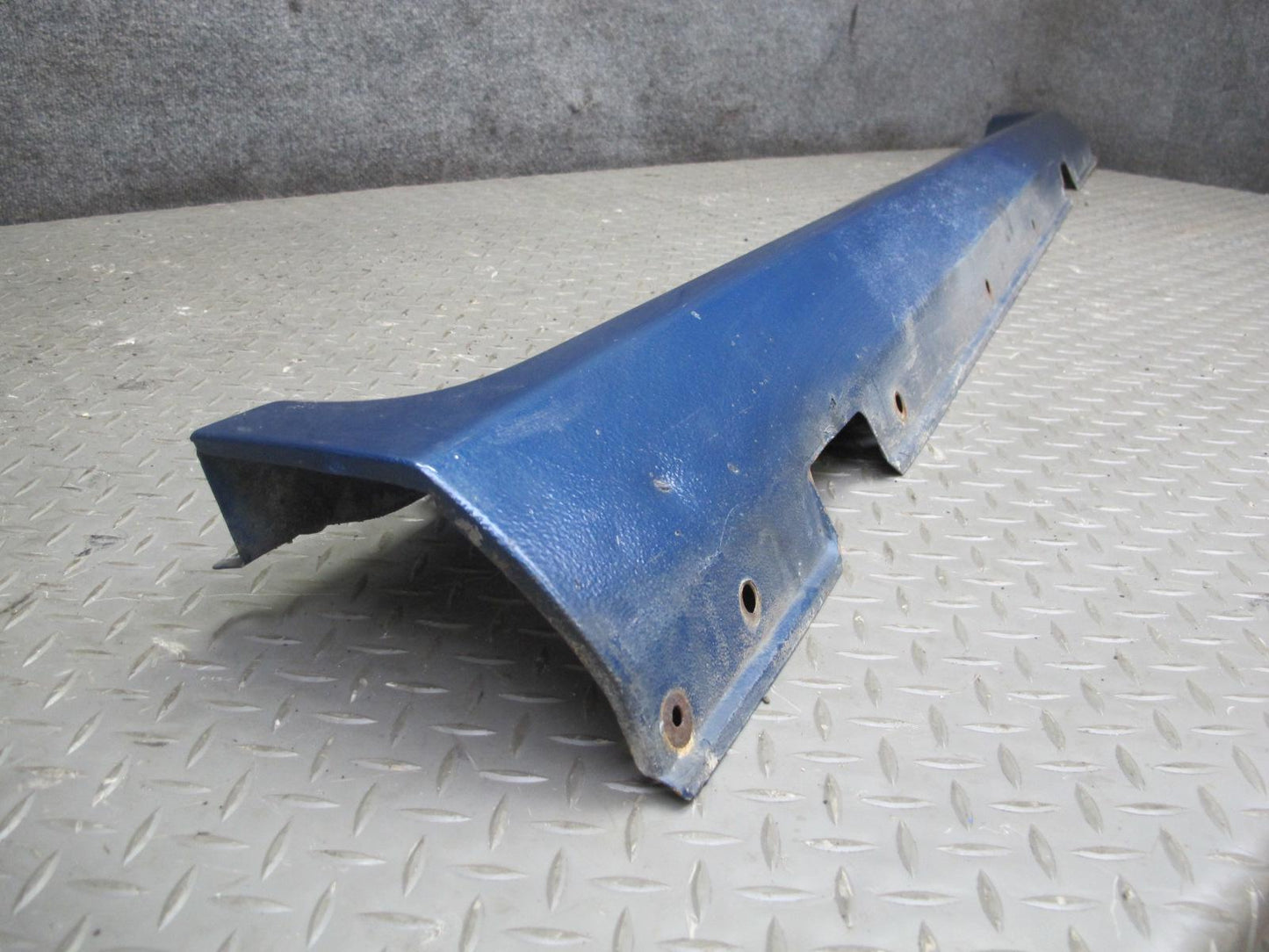 97-02 BMW E36/7 Z3 Right Side Skirt Rocker Panel Molding Topas Blue OEM