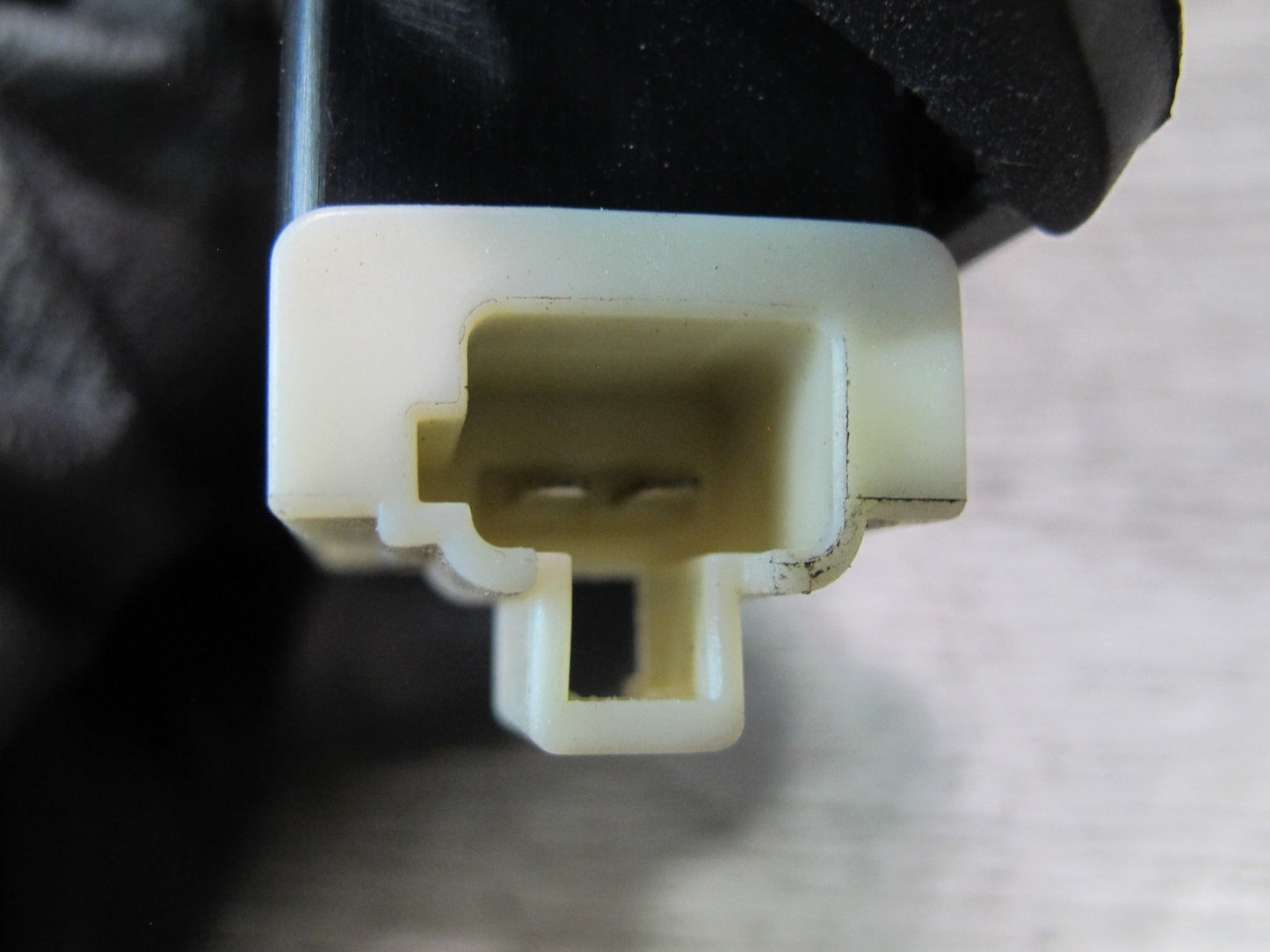 10-15 Lexus IS350 IS250 Convert Rear Trunk Lid Opener Release Switch Button OEM