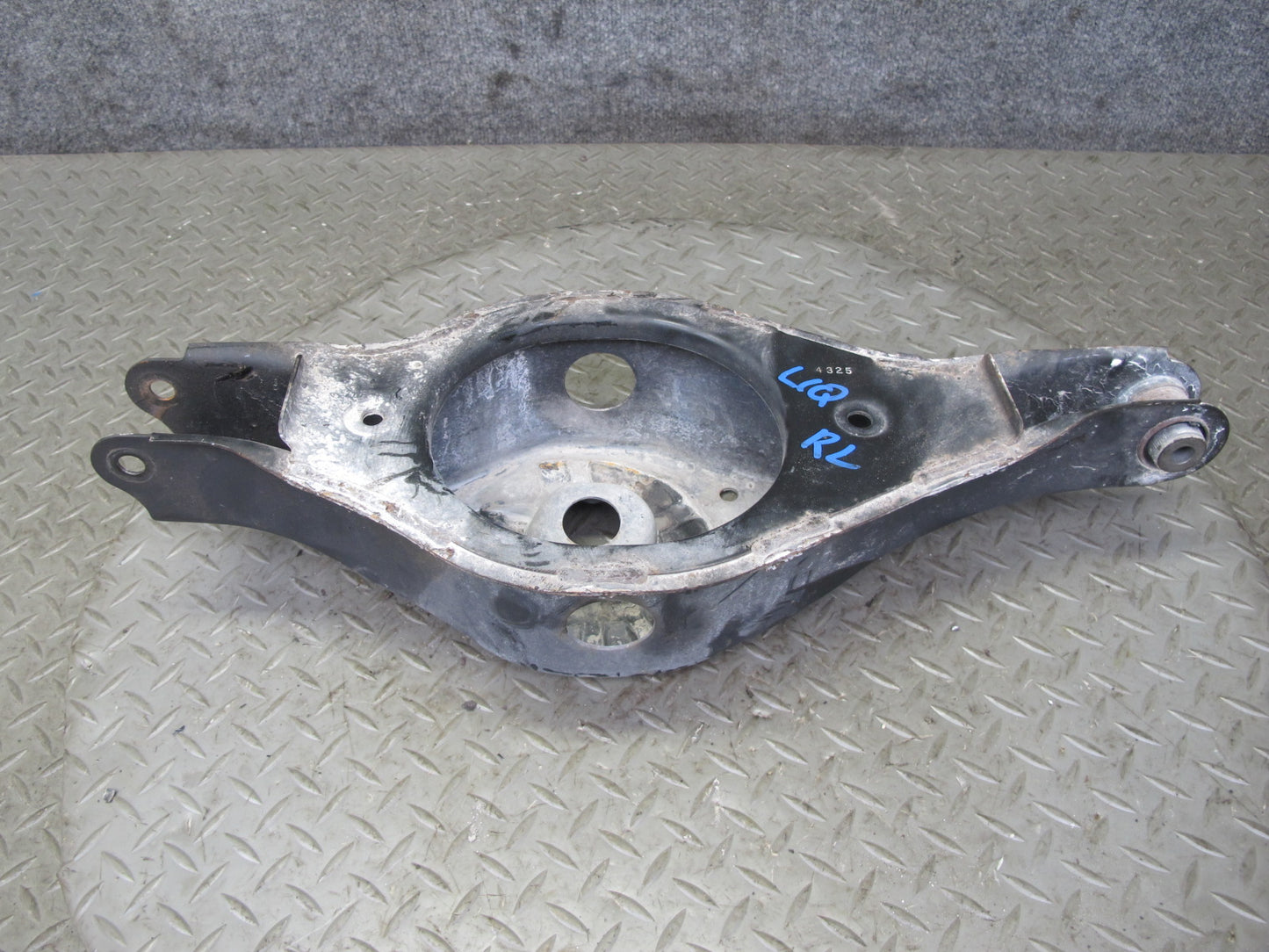 2014-2020 Infiniti QX60 Rear Left Upper & Lower Control Arm Set of 3