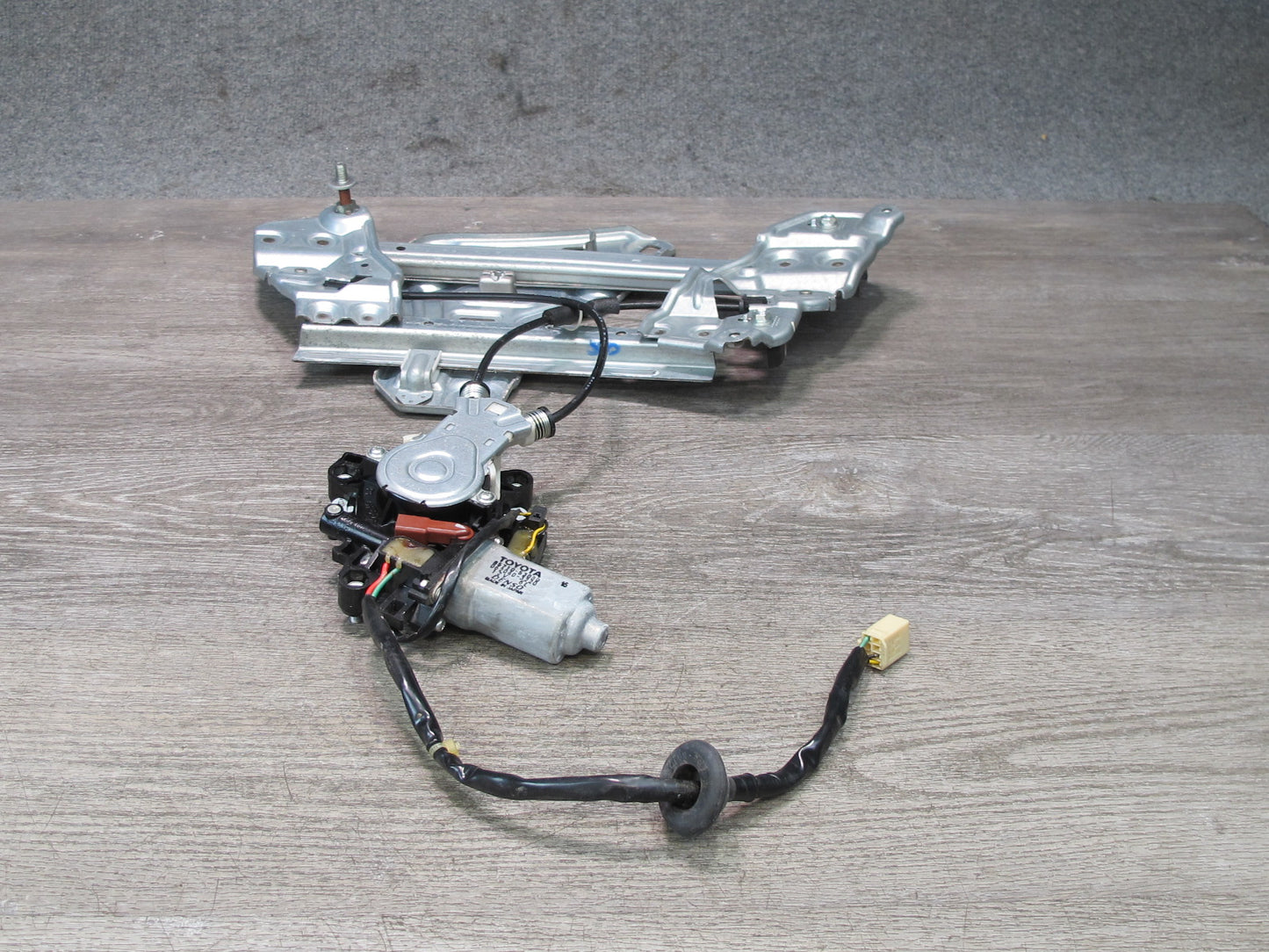 10-15 Lexus IS350 IS250 Convertible Rear Right Window Regulator w Motor OEM