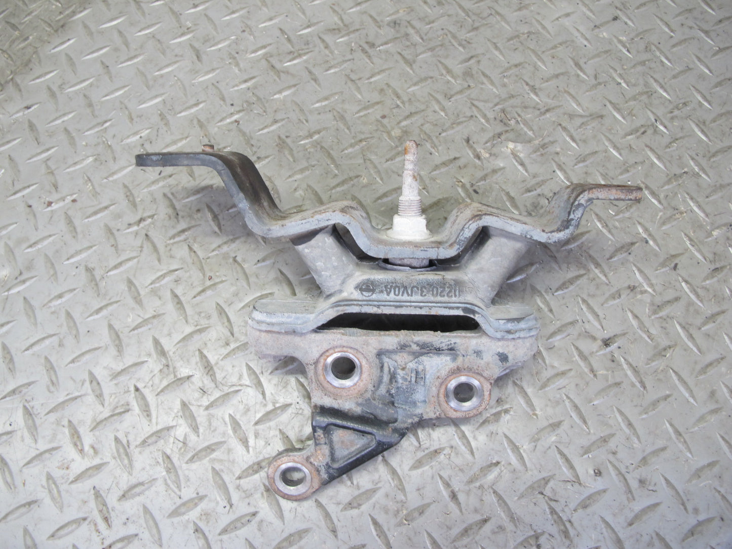 2014-2017 Infiniti QX60 2.5L Hybrid Engine Left Motor Mount 11220 3JV0A