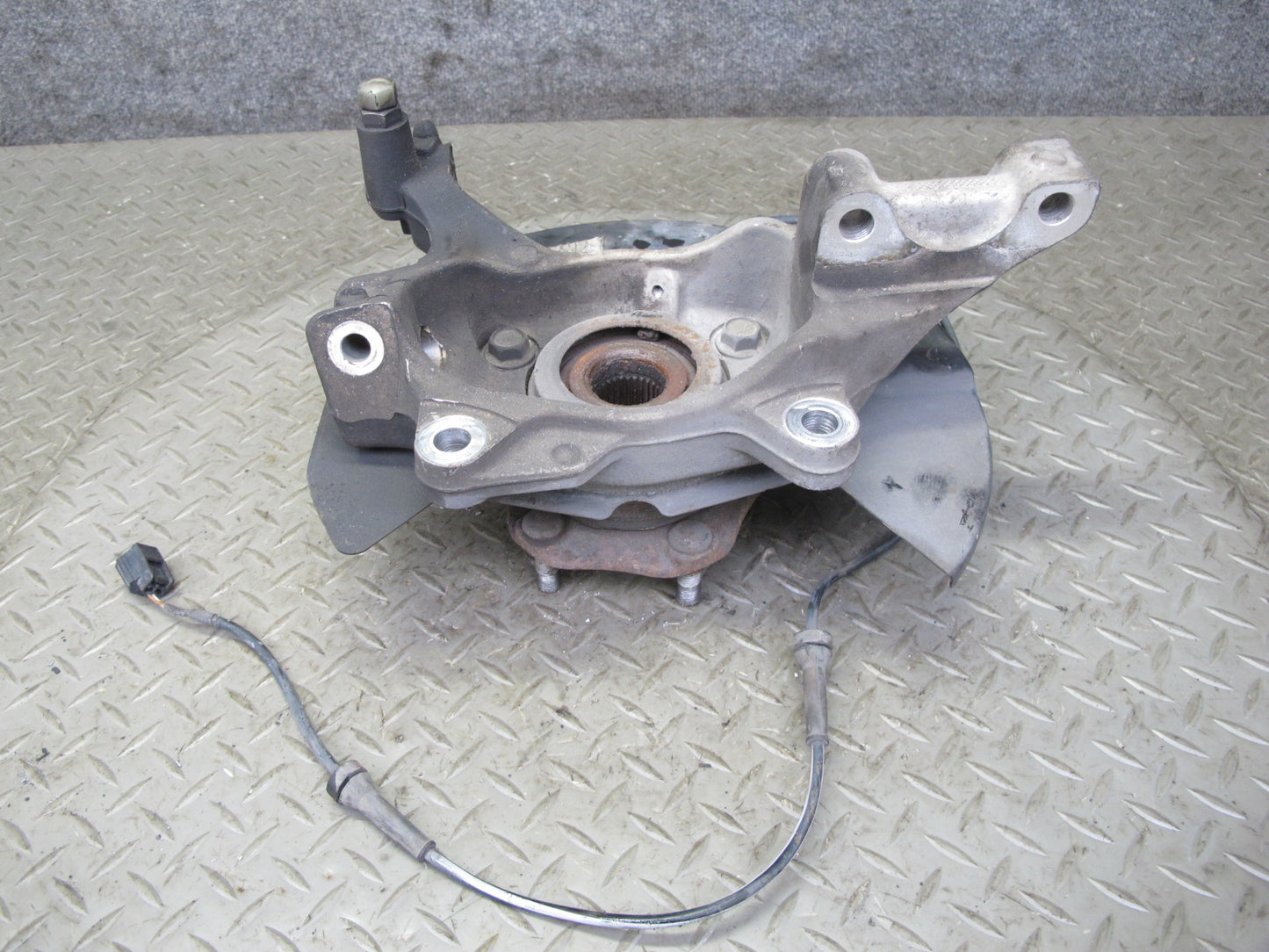 2013-2020 Infiniti JX35 QX60 AWD Front Left Spindle Knuckle Wheel Hub Bearing