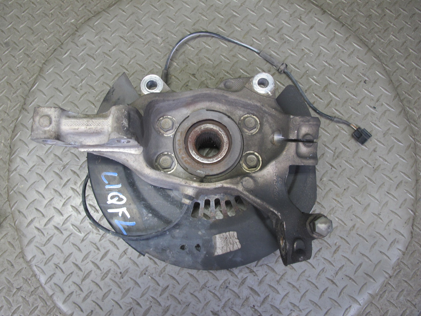 2013-2020 Infiniti JX35 QX60 AWD Front Left Spindle Knuckle Wheel Hub Bearing
