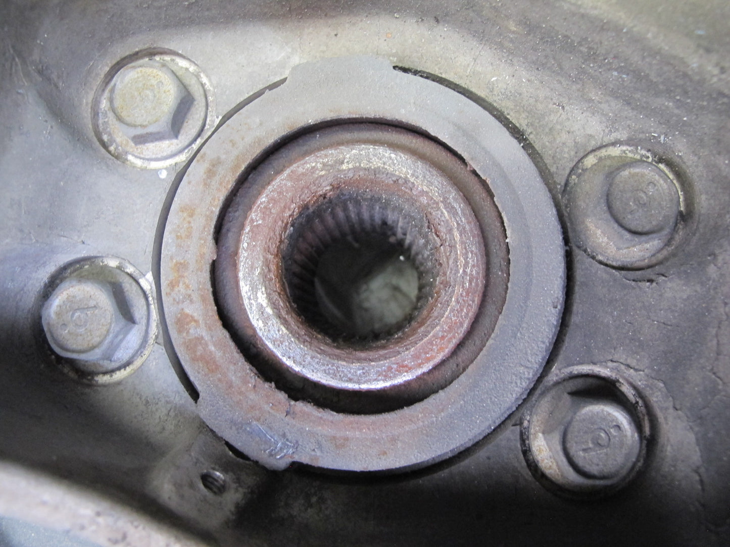 2013-2020 Infiniti JX35 QX60 AWD Front Left Spindle Knuckle Wheel Hub Bearing