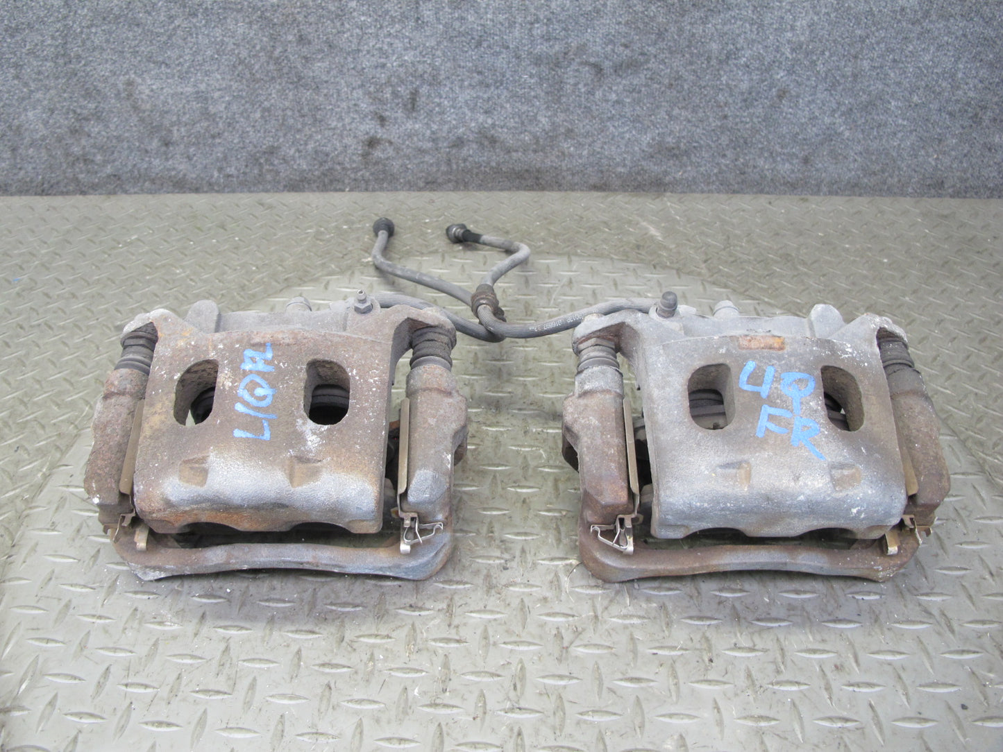2014-2020 Infiniti QX60 AWD Front Left & Right Brake Caliper Set of 2