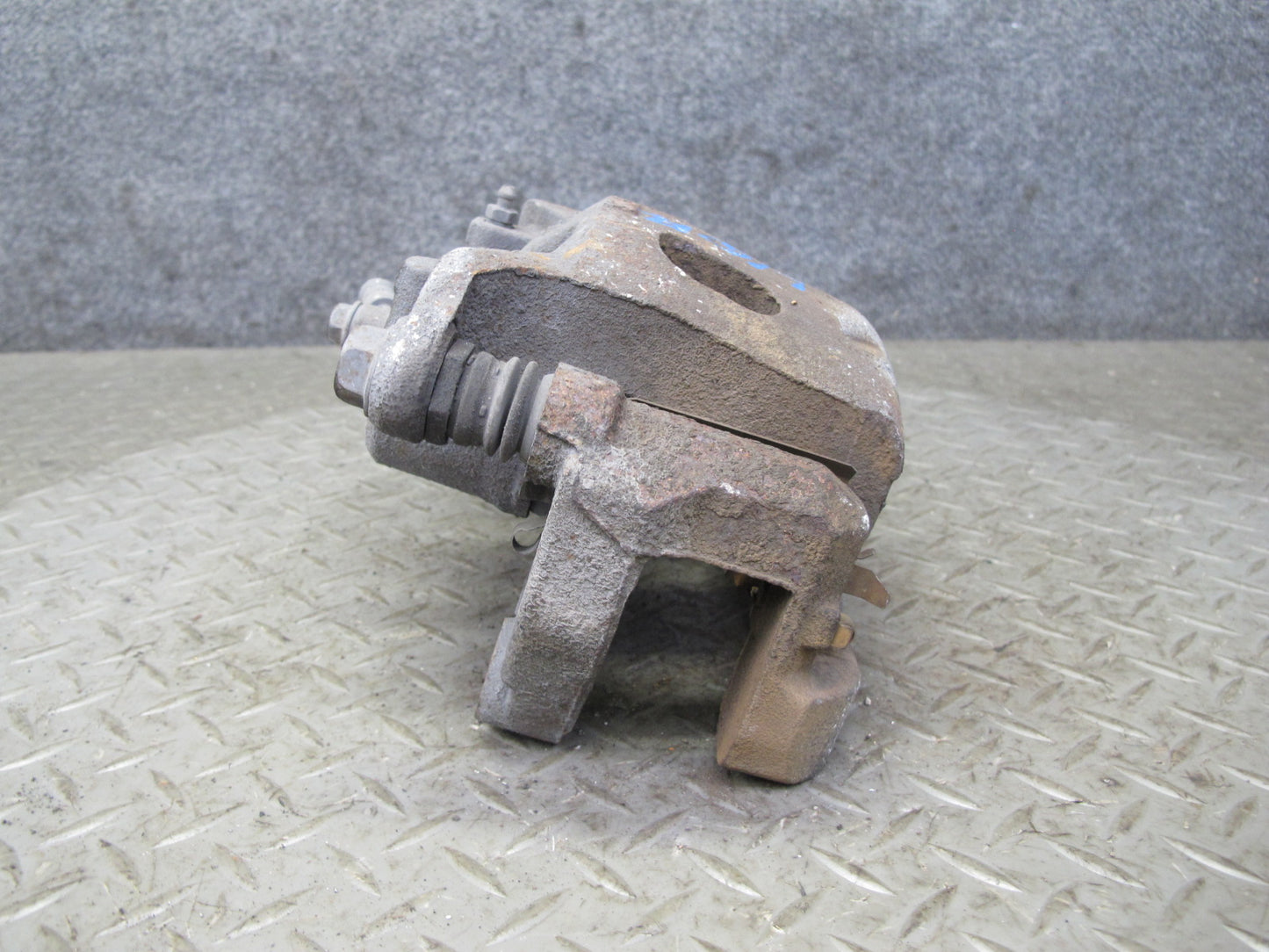 2014-2020 Infiniti QX60 AWD Front Left & Right Brake Caliper Set of 2