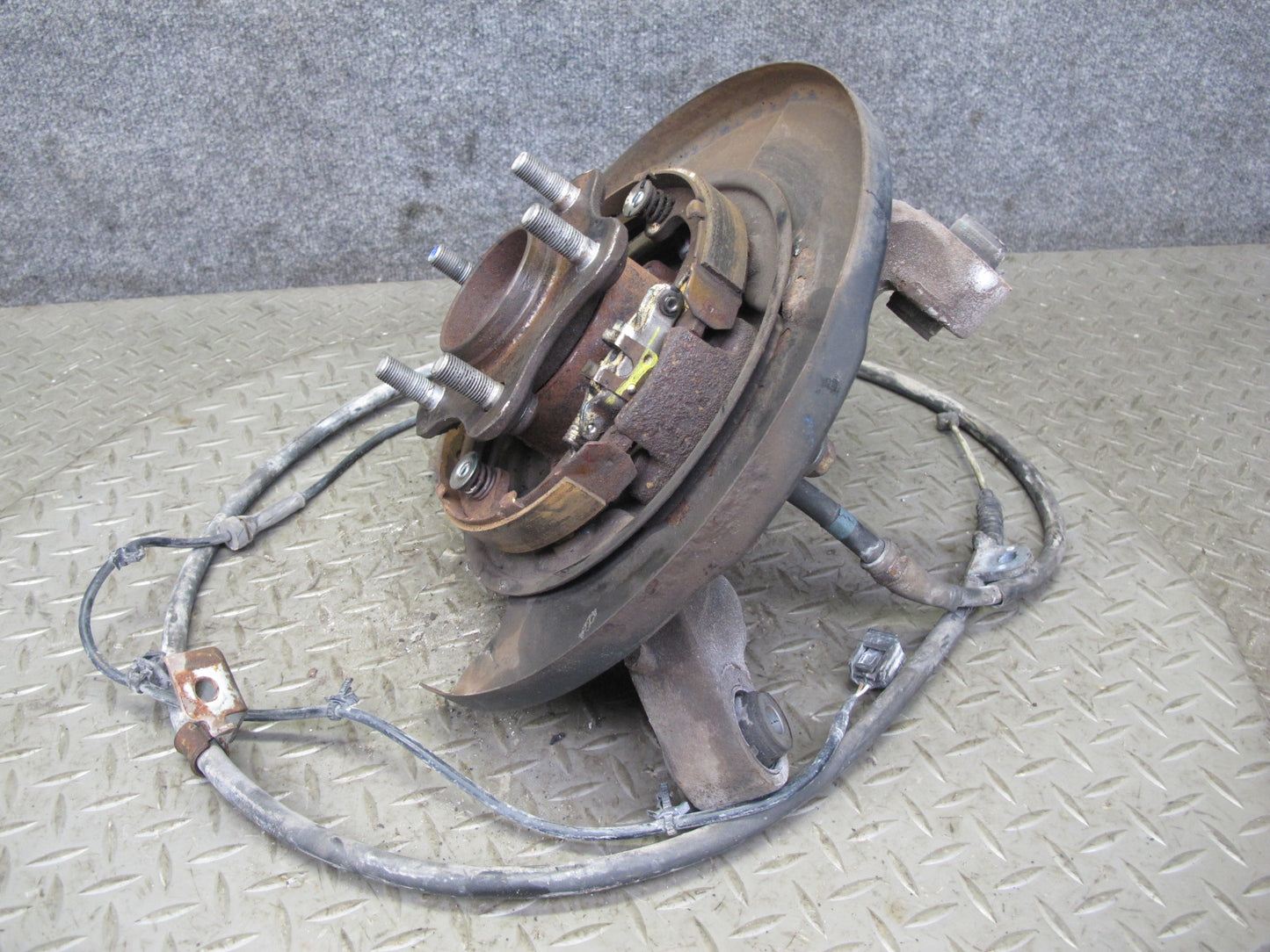 2013-2020 Infiniti JX35 QX60 AWD Rear Left Spindle Knuckle Wheel Hub Bearing