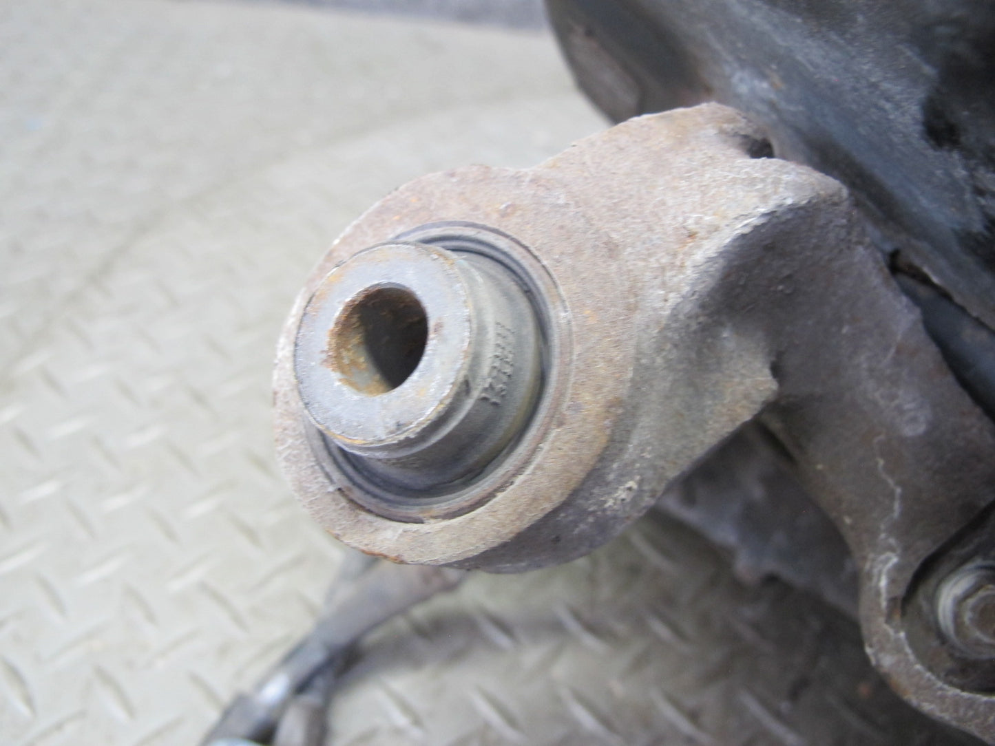 2013-2020 Infiniti JX35 QX60 AWD Rear Left Spindle Knuckle Wheel Hub Bearing