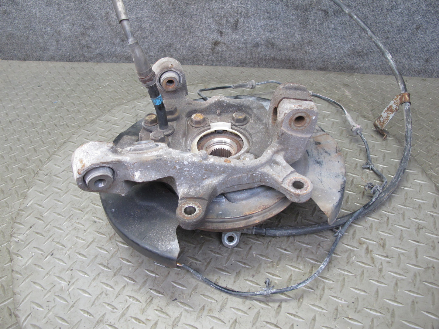 2013-2020 Infiniti JX35 QX60 AWD Rear Left Spindle Knuckle Wheel Hub Bearing