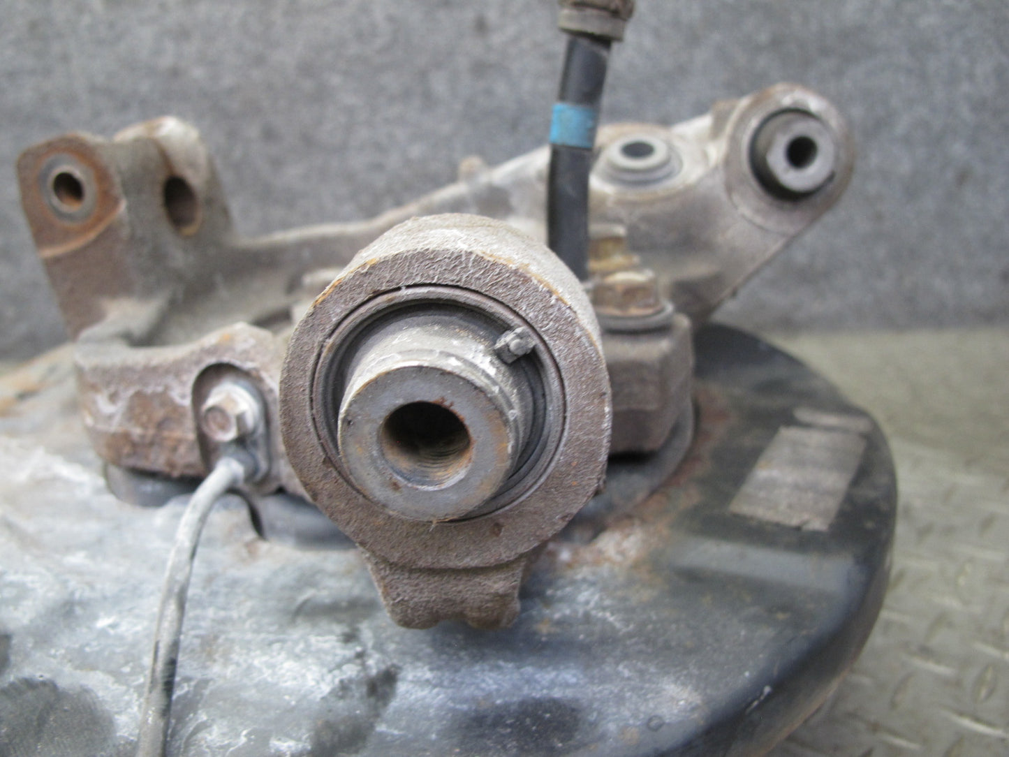 2013-2020 Infiniti JX35 QX60 AWD Rear Left Spindle Knuckle Wheel Hub Bearing