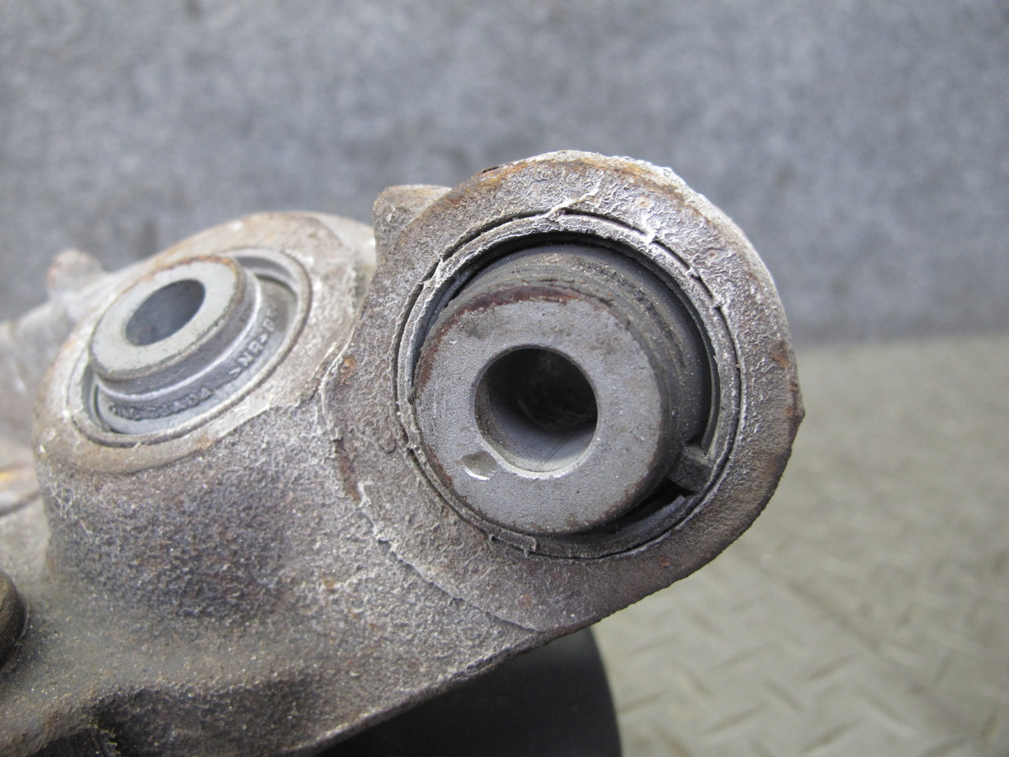 2013-2020 Infiniti JX35 QX60 AWD Rear Left Spindle Knuckle Wheel Hub Bearing