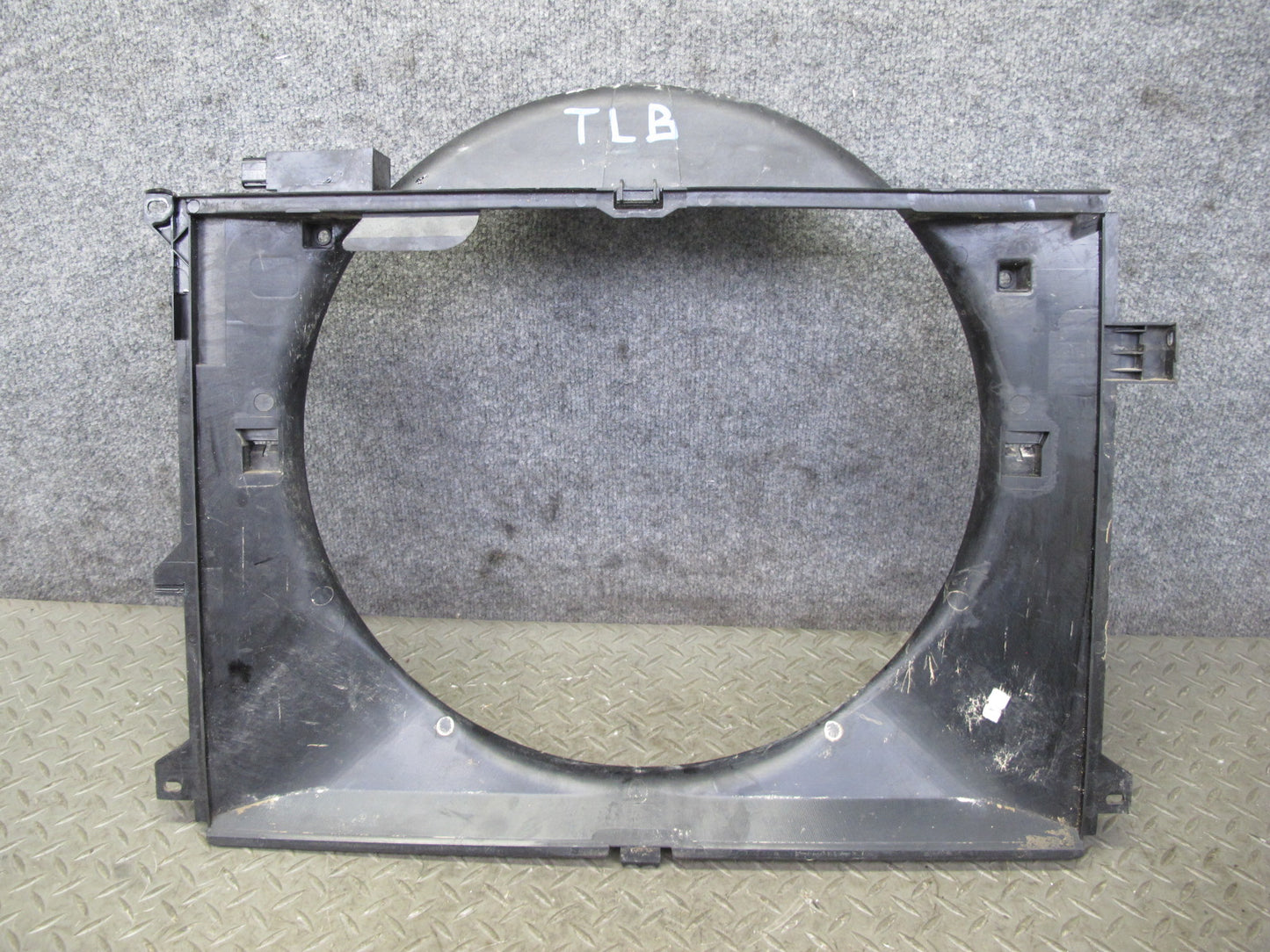 2001-2006 BMW E46 M3 S54 Engine Motor Radiator Fan Shroud Cover Panel