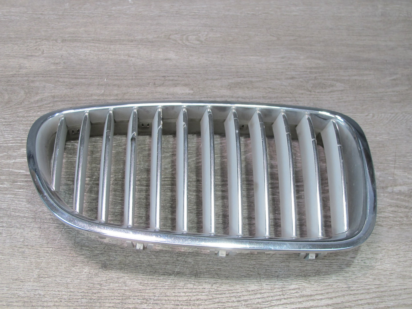 11-13 BMW F10 550i 550iX Front Left & Right Bumper Kidney Grille Chrome OEM