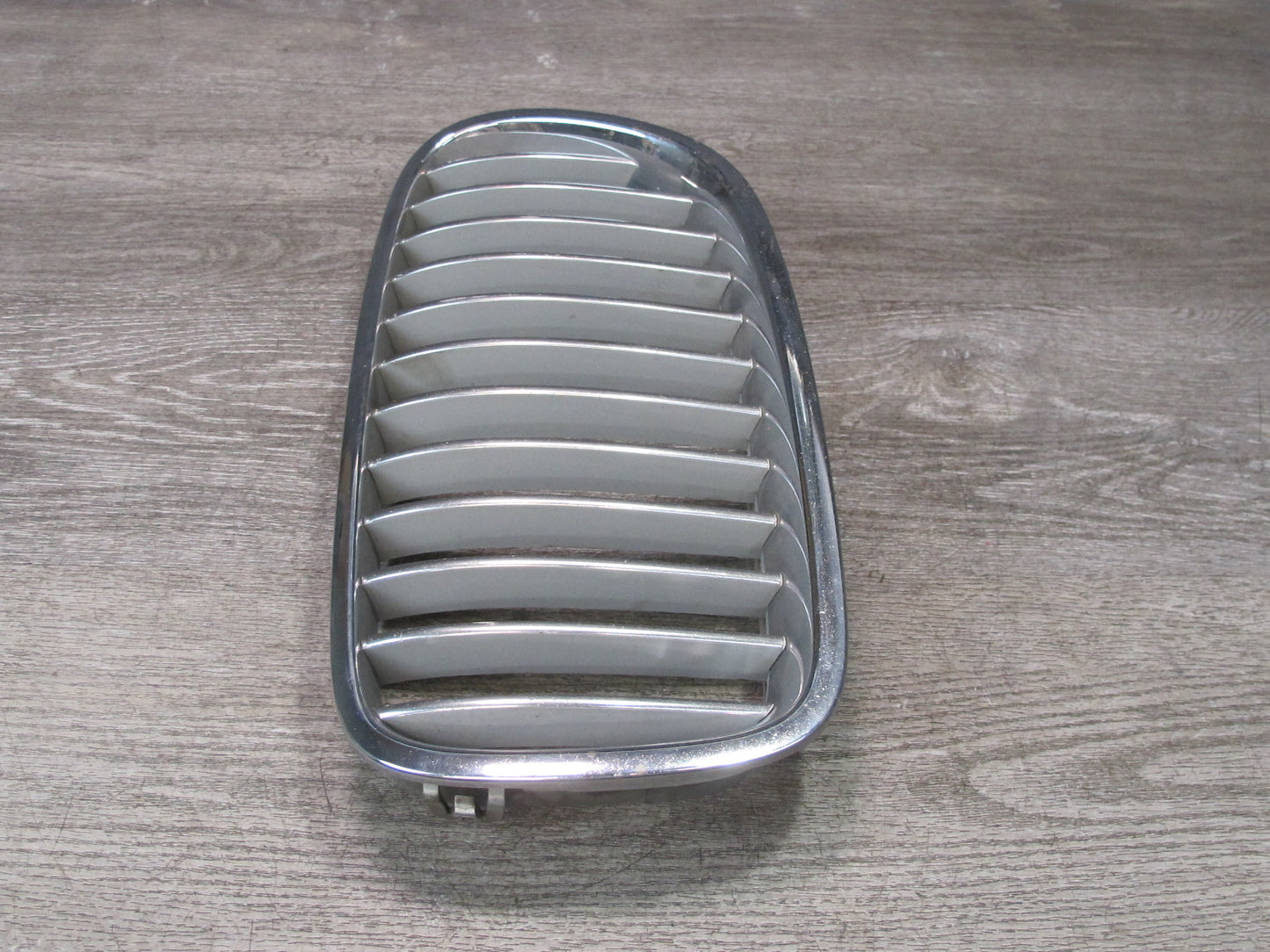 11-13 BMW F10 550i 550iX Front Left & Right Bumper Kidney Grille Chrome OEM