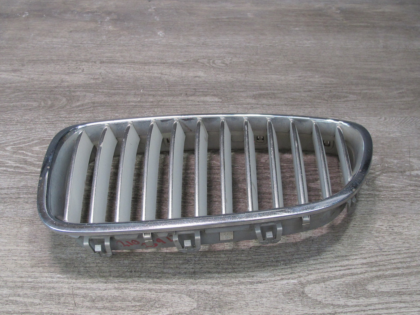 11-13 BMW F10 550i 550iX Front Left & Right Bumper Kidney Grille Chrome OEM