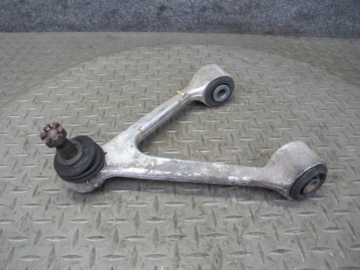 92-00 Lexus JZZ31L SC400 SC300 Set of 2 Front Left & Right Upper Control Arm OEM