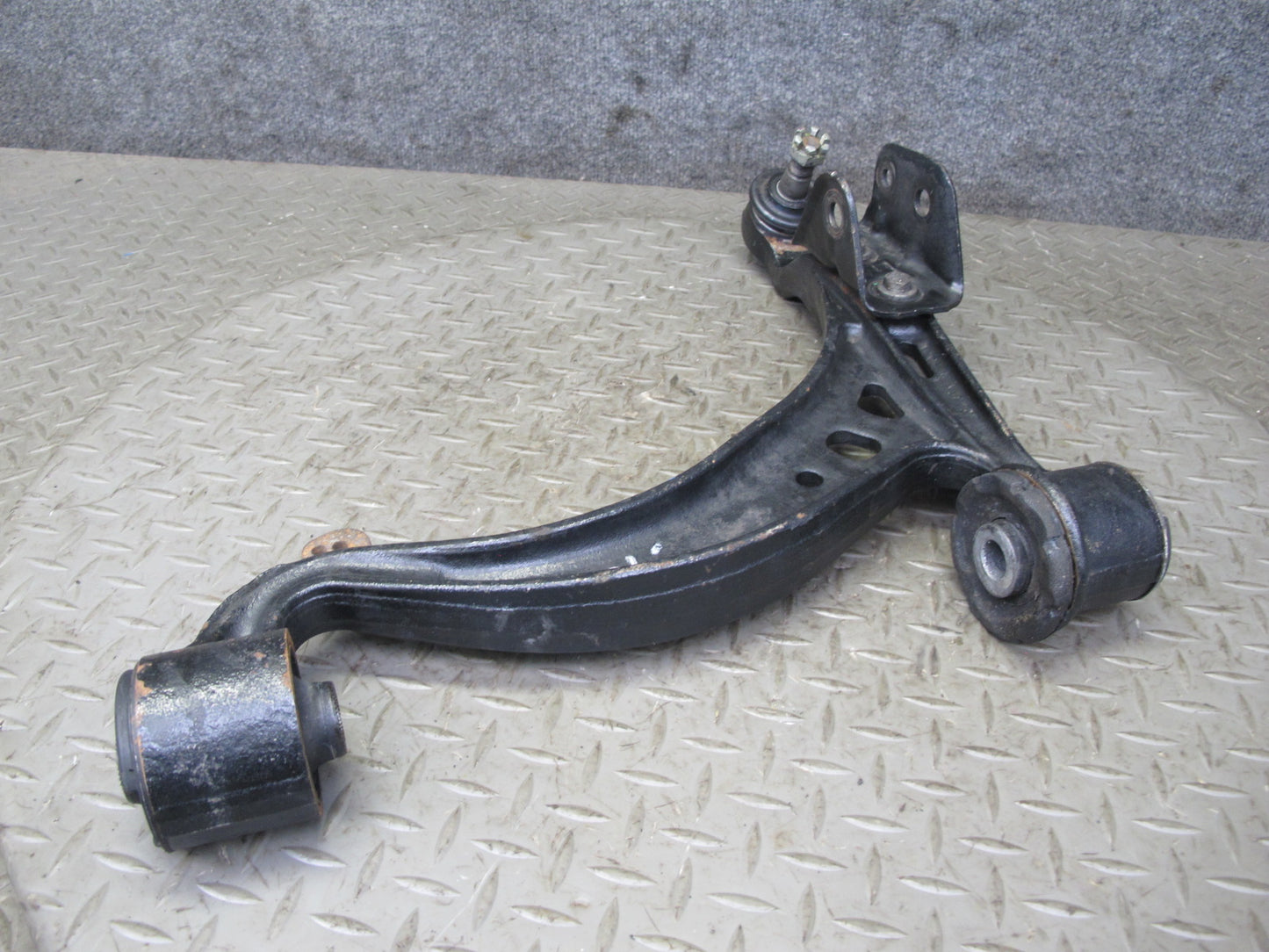 92-96 Lexus JZZ31L SC400 SC300 Front Left Lower Control Arm OEM