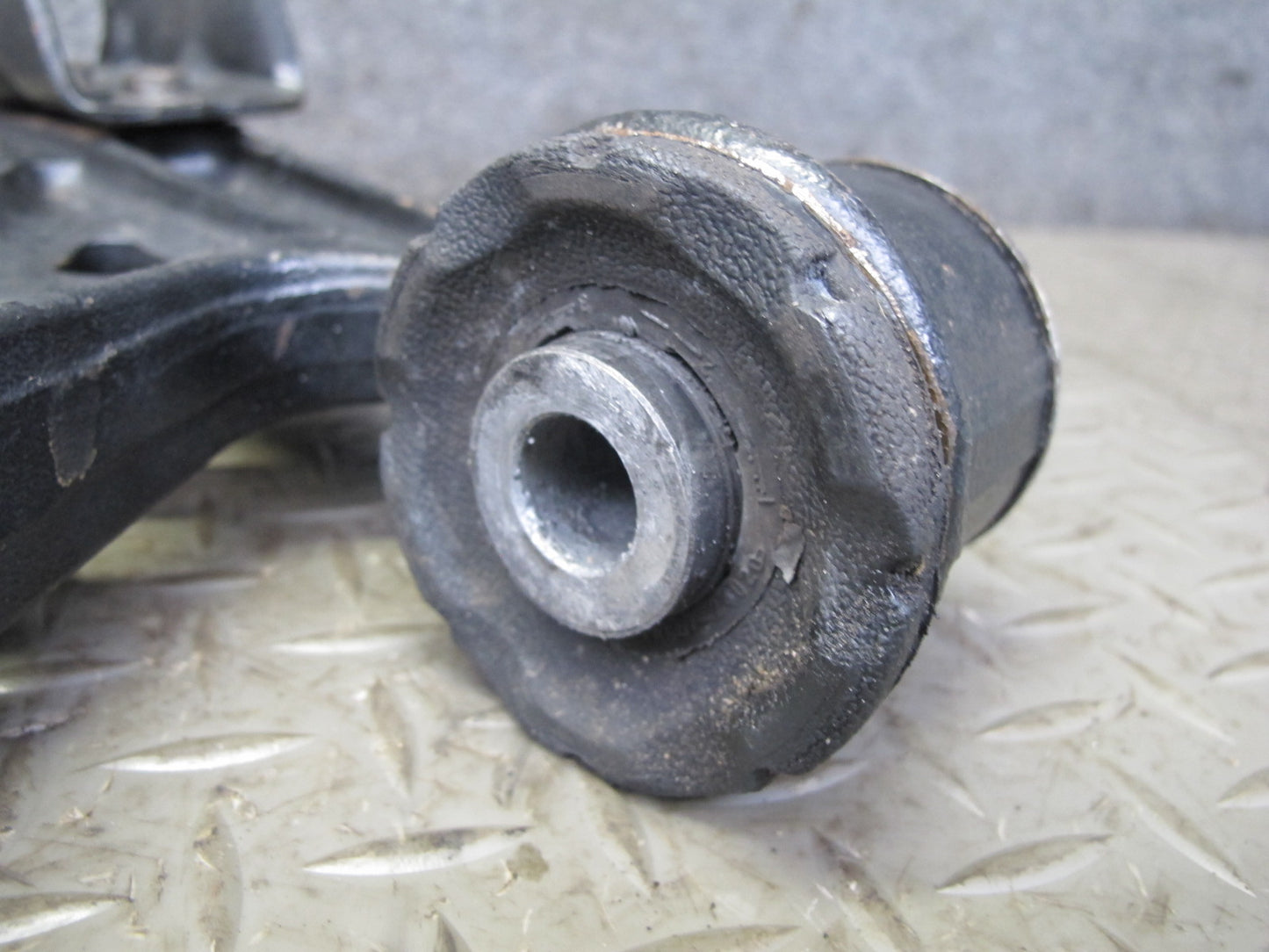 92-96 Lexus JZZ31L SC400 SC300 Front Left Lower Control Arm OEM